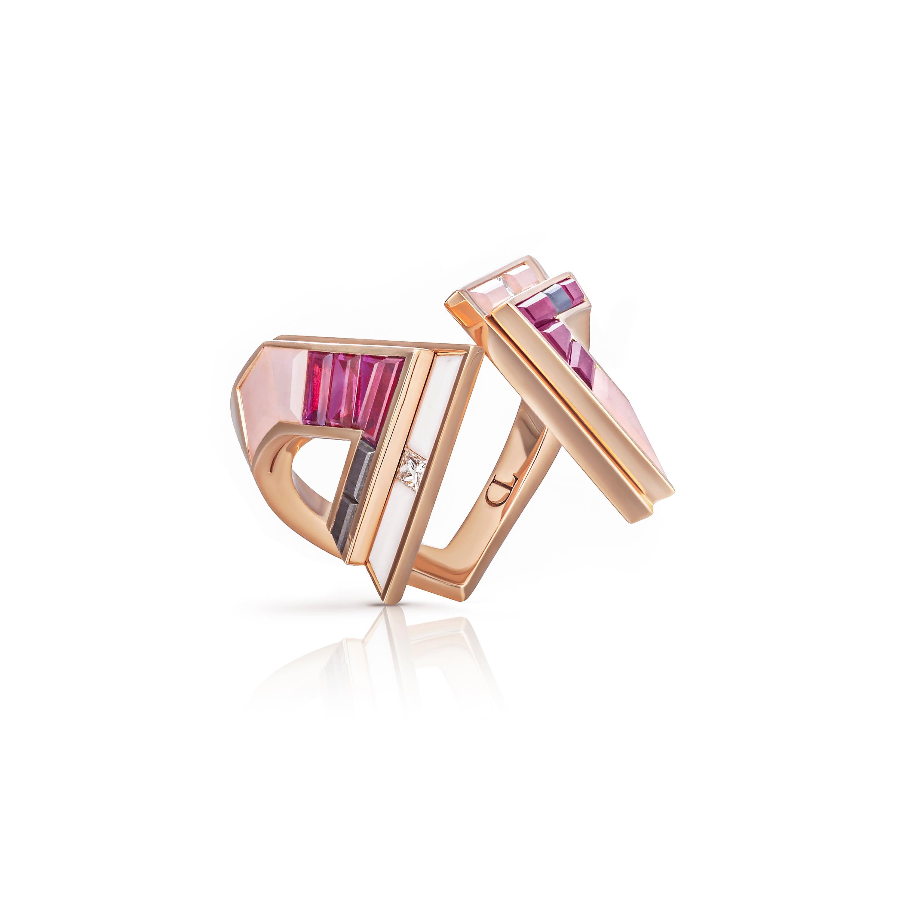 This architectural X ring from the Stellar collection brings an edge to any look.
Inspired by artist Frank Stella’s vivid geometric paintings from the 1970s, the Stellar collection combines strong geometric lines with a warm colour palette, creating