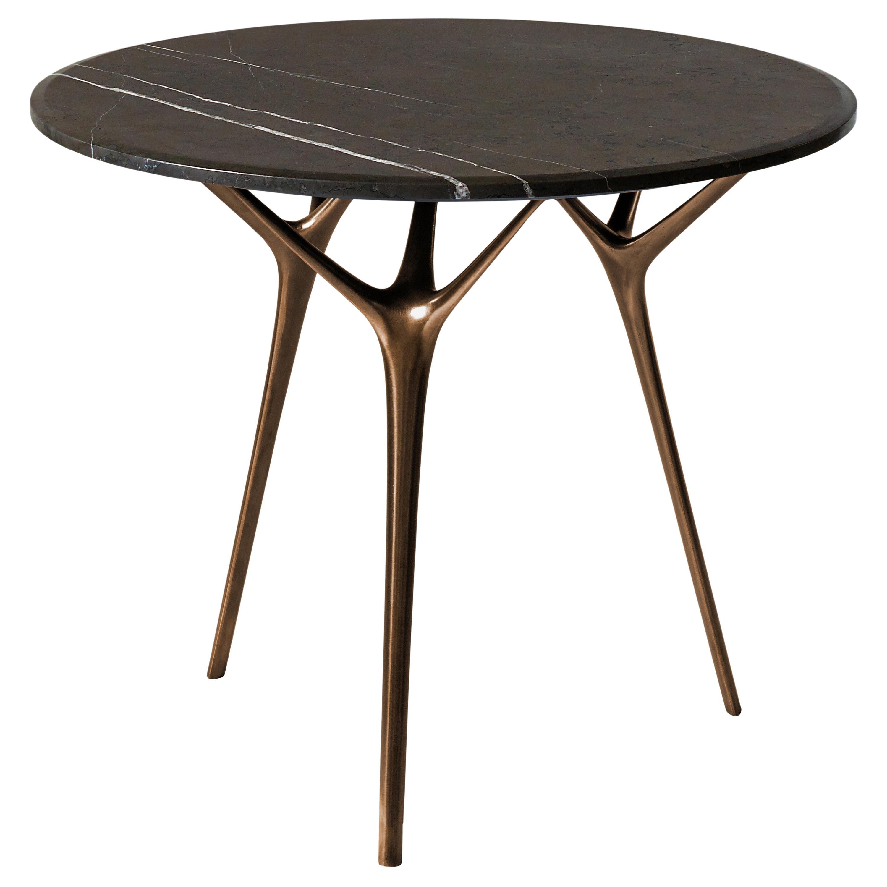 Tavolo da caffè Stellarnova, gambe in bronzo fuso e piano in marmo