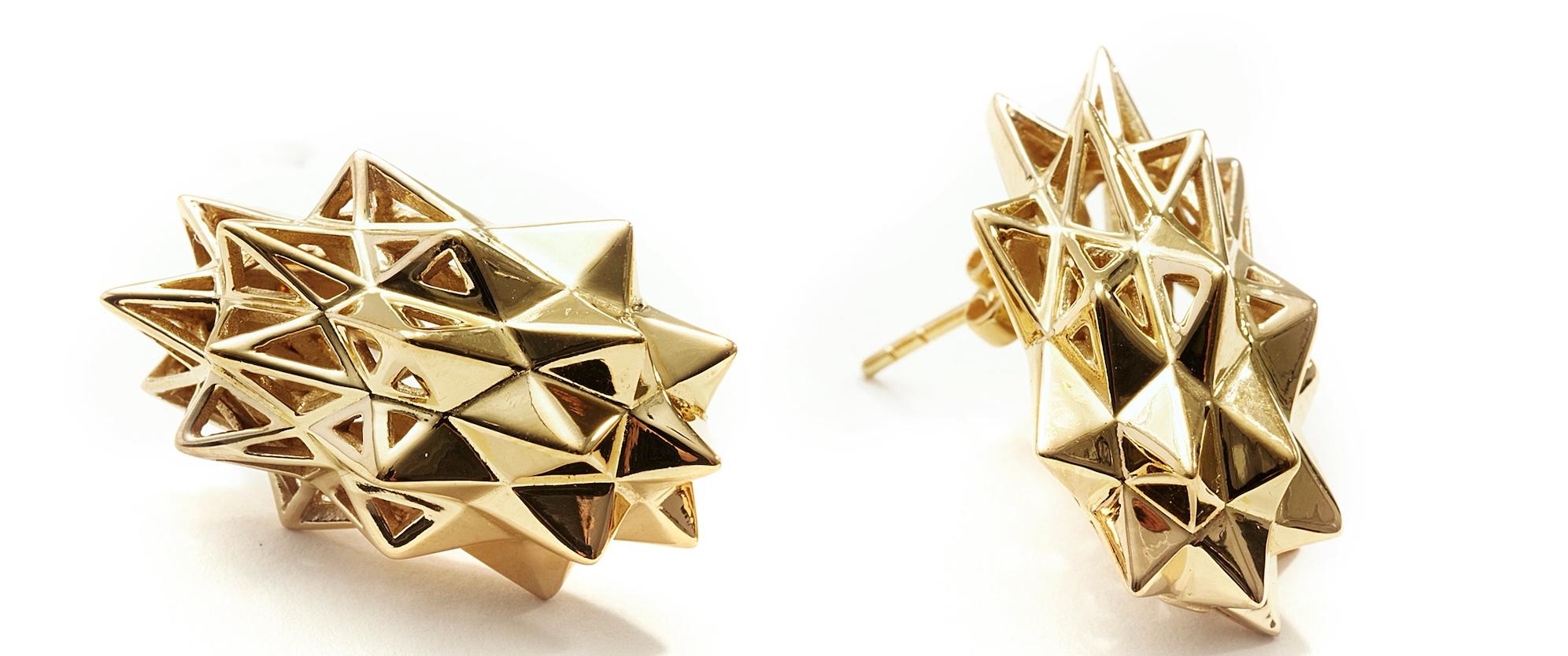 Stellated 18K Gold Stud Earrings In New Condition For Sale In Coral Gables, FL