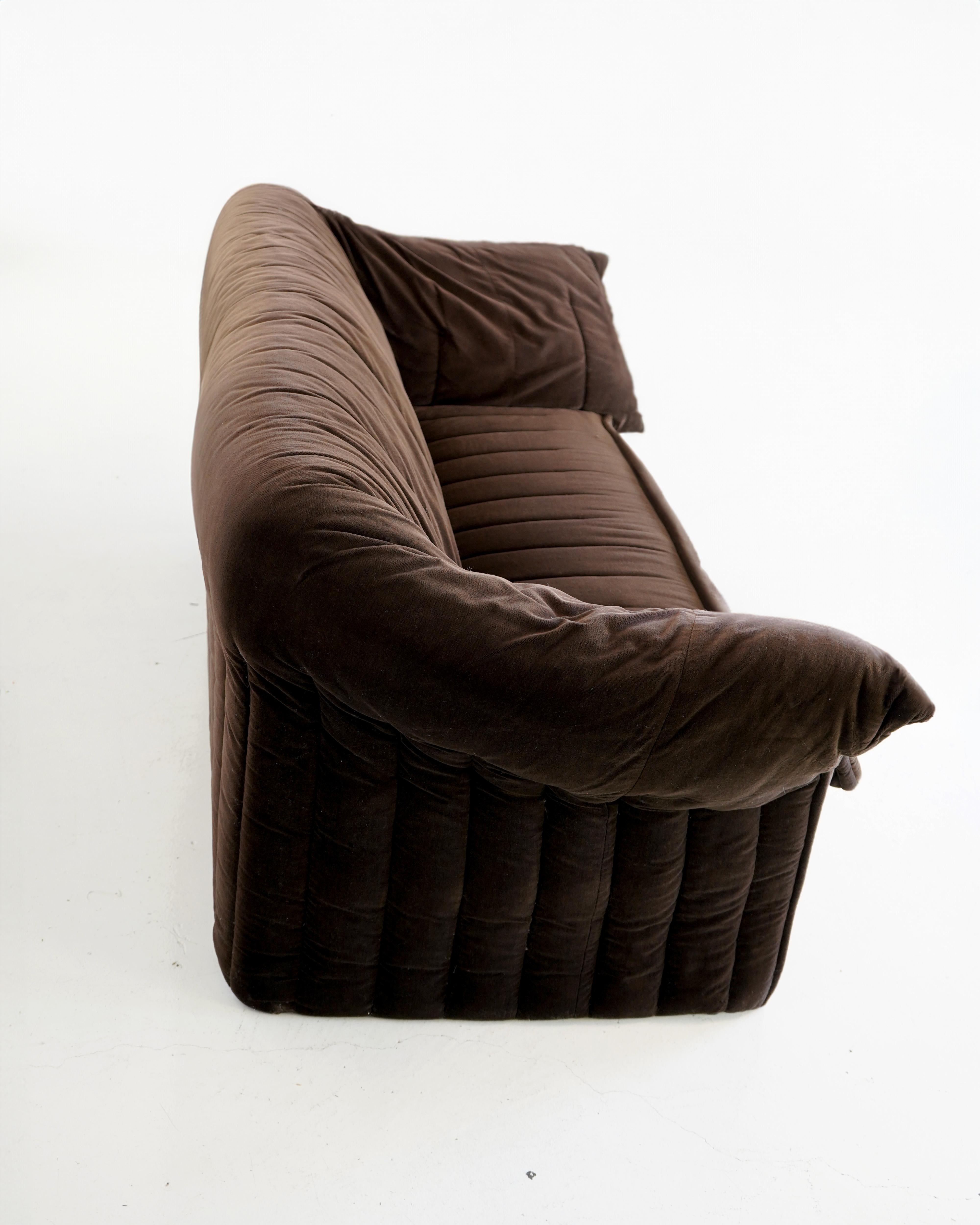 Post-Modern Stelle Sofa, Mario Bellini for B&B Italia, Pair available. For Sale