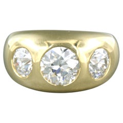 STELTMAN ring with three old mine cut diamonds up to 2.60ct 18k gold