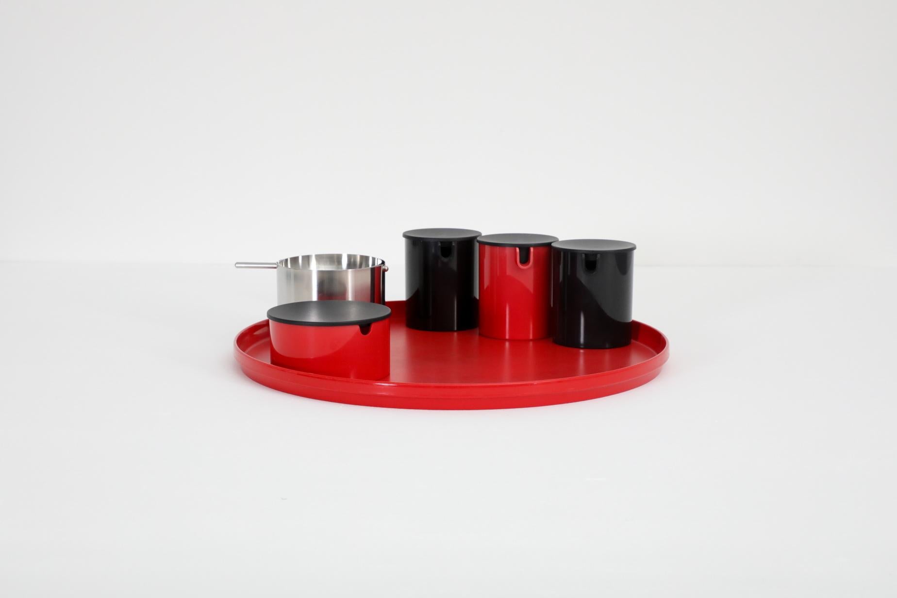 Large red Stelton serving tray and service set by Erik Magnussen, Denmark. Rare vintage Scandinavian Modern melamine tray. 1970's Space Age. Minimalistic design with a bold pop of color. Stelton was founded in 1960 and had its first success when it