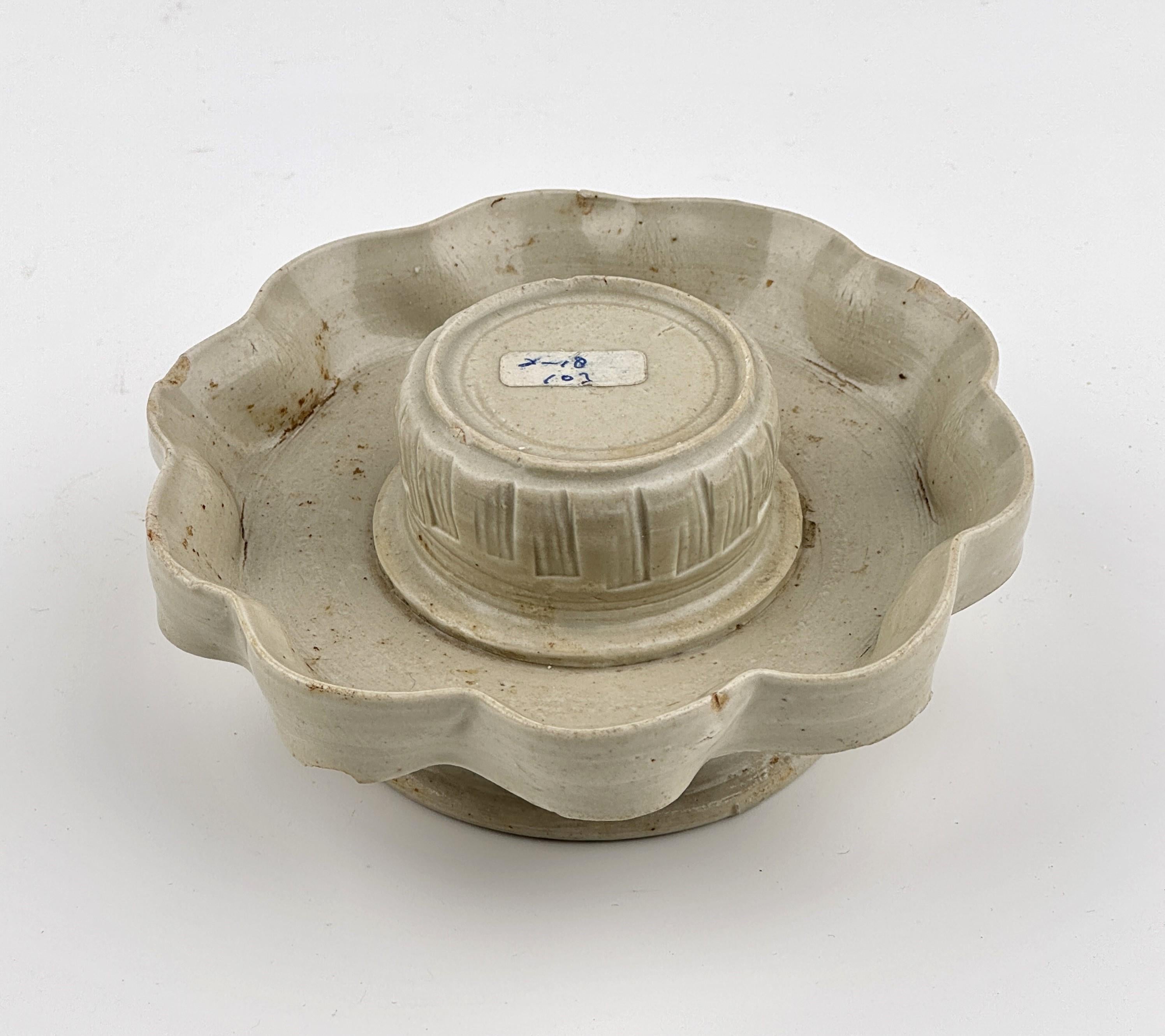 Stem Cup and Stand, Song Dynasty(960~1279) For Sale 4