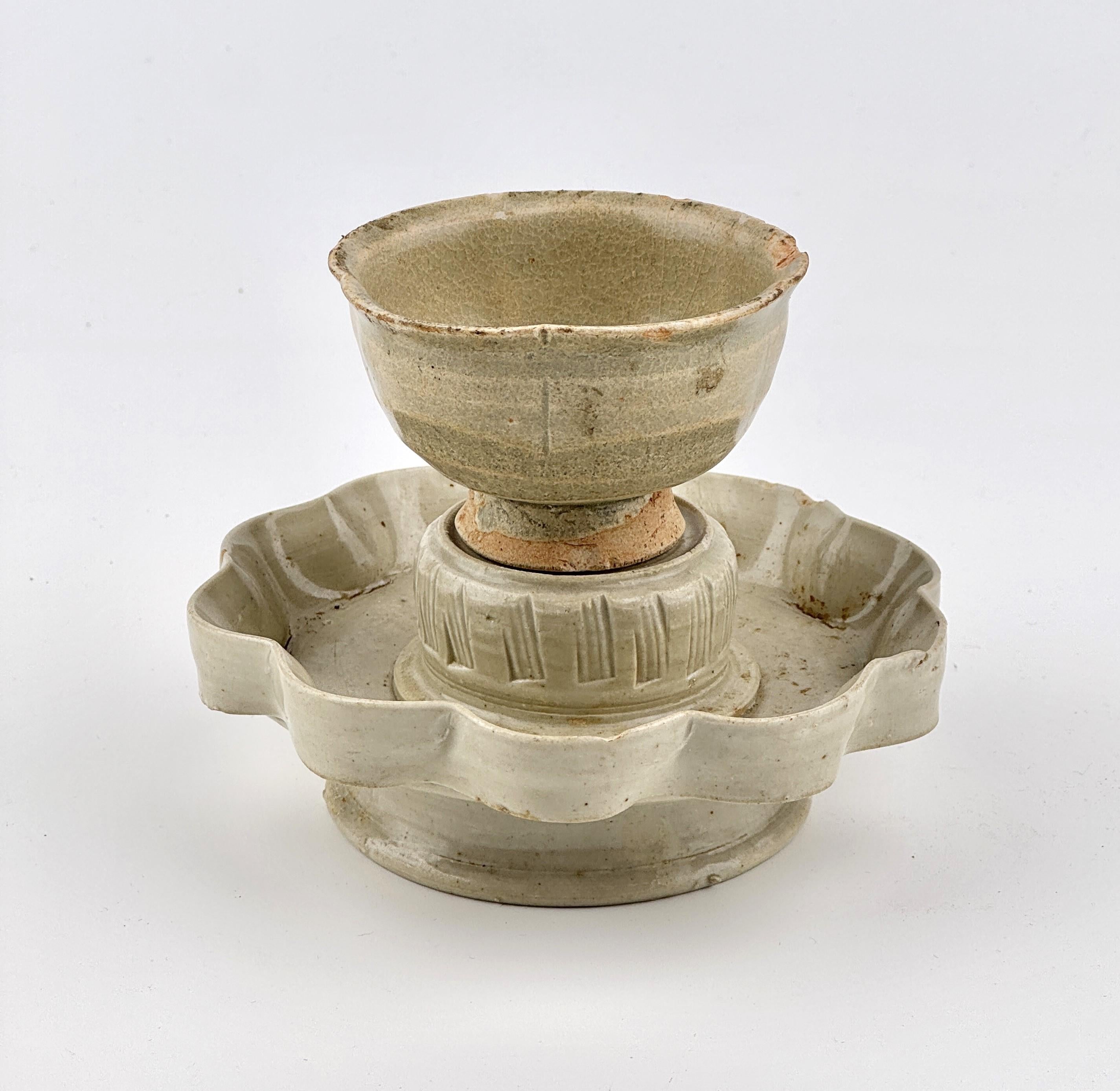 Hong Kong Stem Cup and Stand, Song Dynasty(960~1279) For Sale