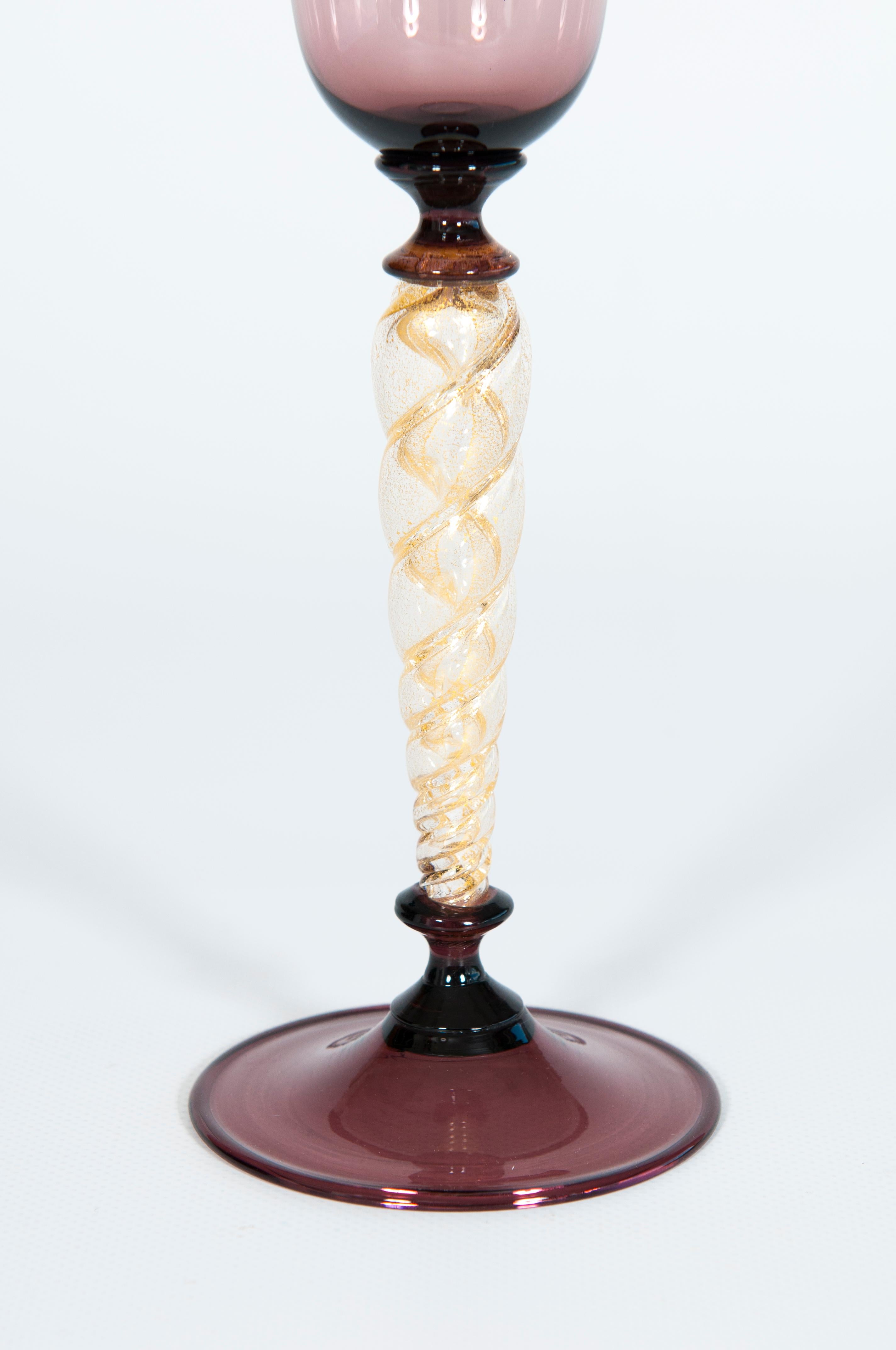 Hand-Crafted Stem Glass in Amethyst Murano Glass with Spiral Stem in Gold Leaf Italy 1990s For Sale