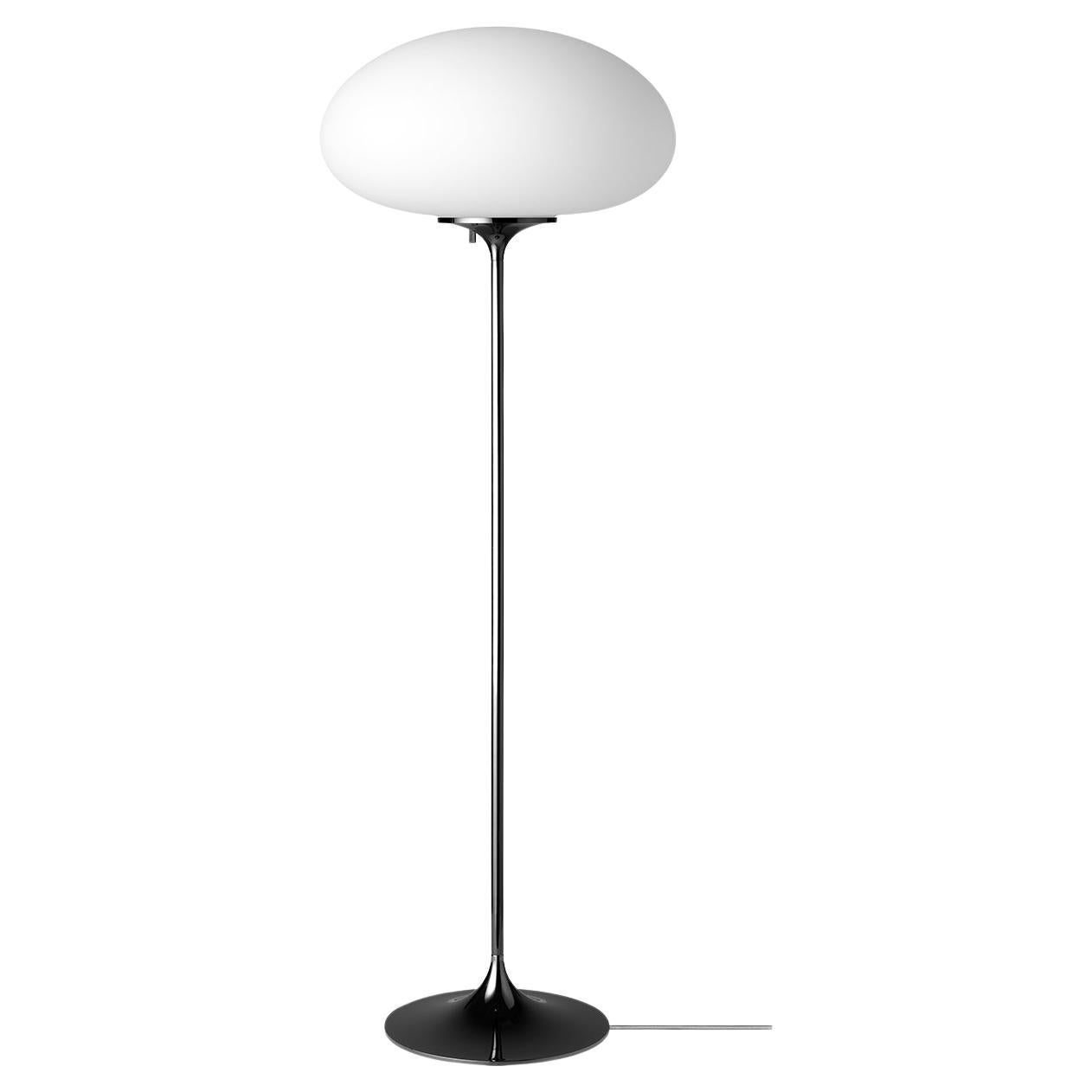 Lampada da terra Stemlite, vetro smerigliato, cromo nero