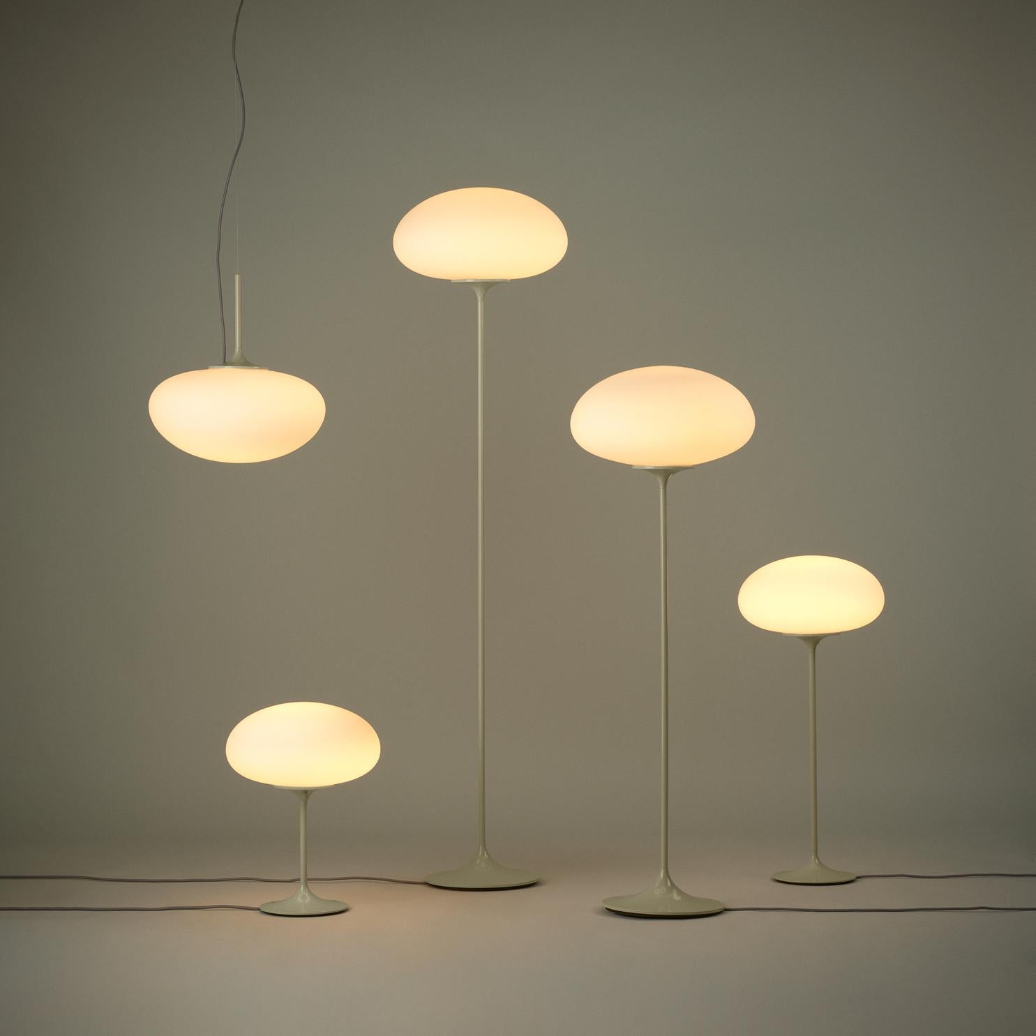 'Stemlite' Floor Lamp in Pebble Grey by Bill Curry for GUBI In New Condition For Sale In Glendale, CA