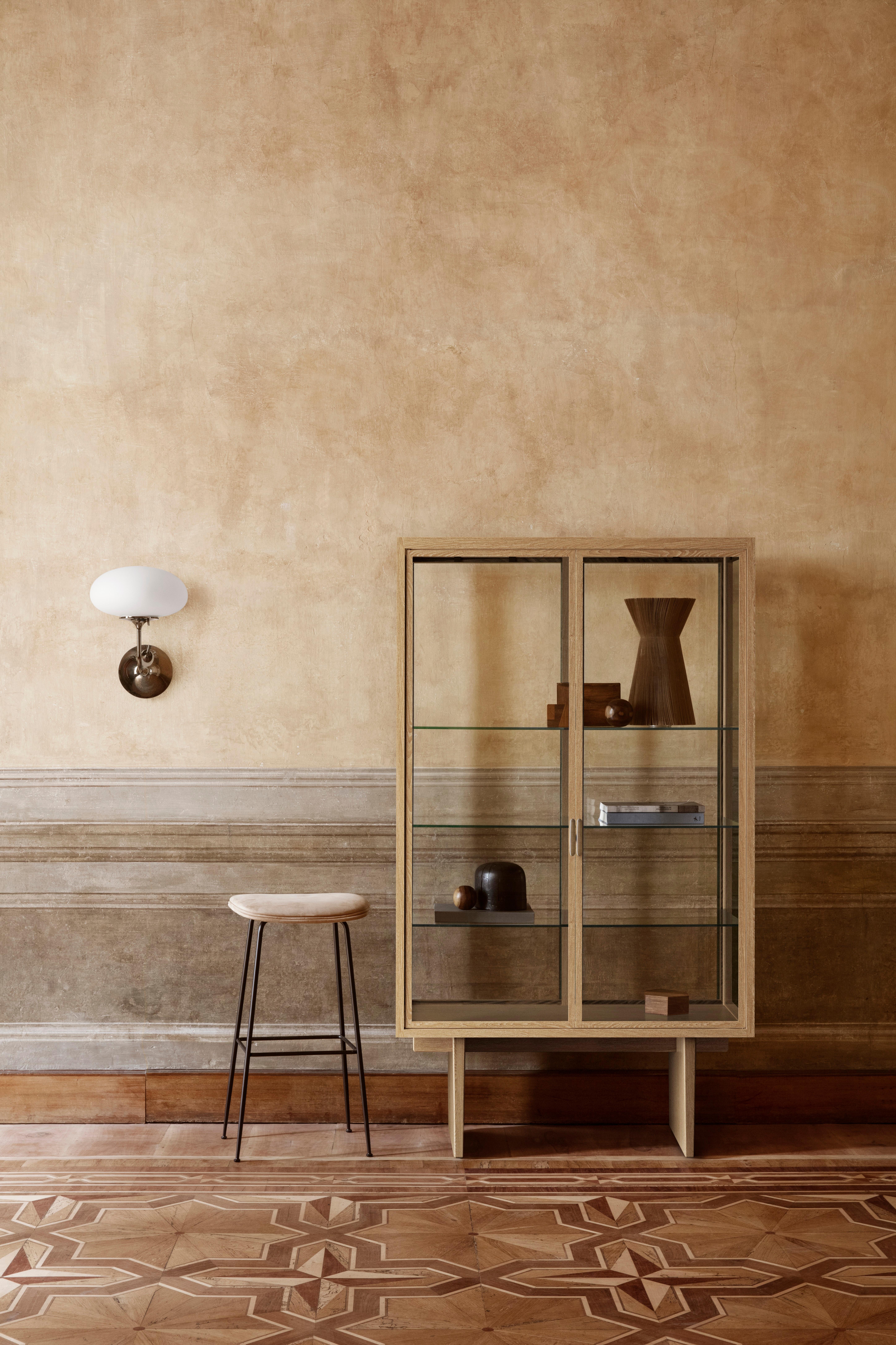 Mid-Century moderno Lampada da parete 'Stemlite' di Bill Curry per Gubi in cromo nero in vendita