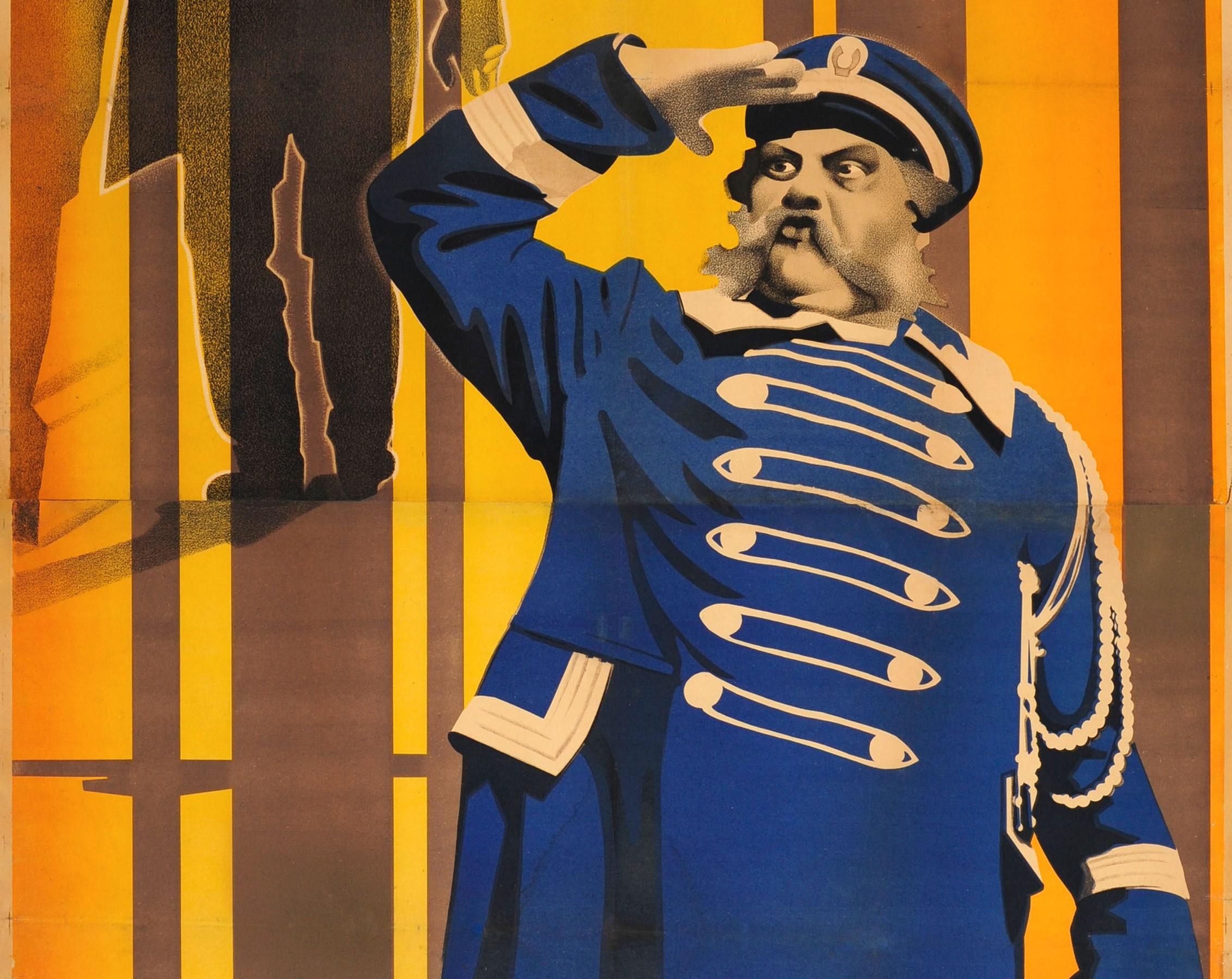 Affiche originale du film constructiviste soviétique Der Letzte Mann, La dernière rigueur, 1927 - Noir Print par Stenberg Brothers and Yakov Ruklevsky
