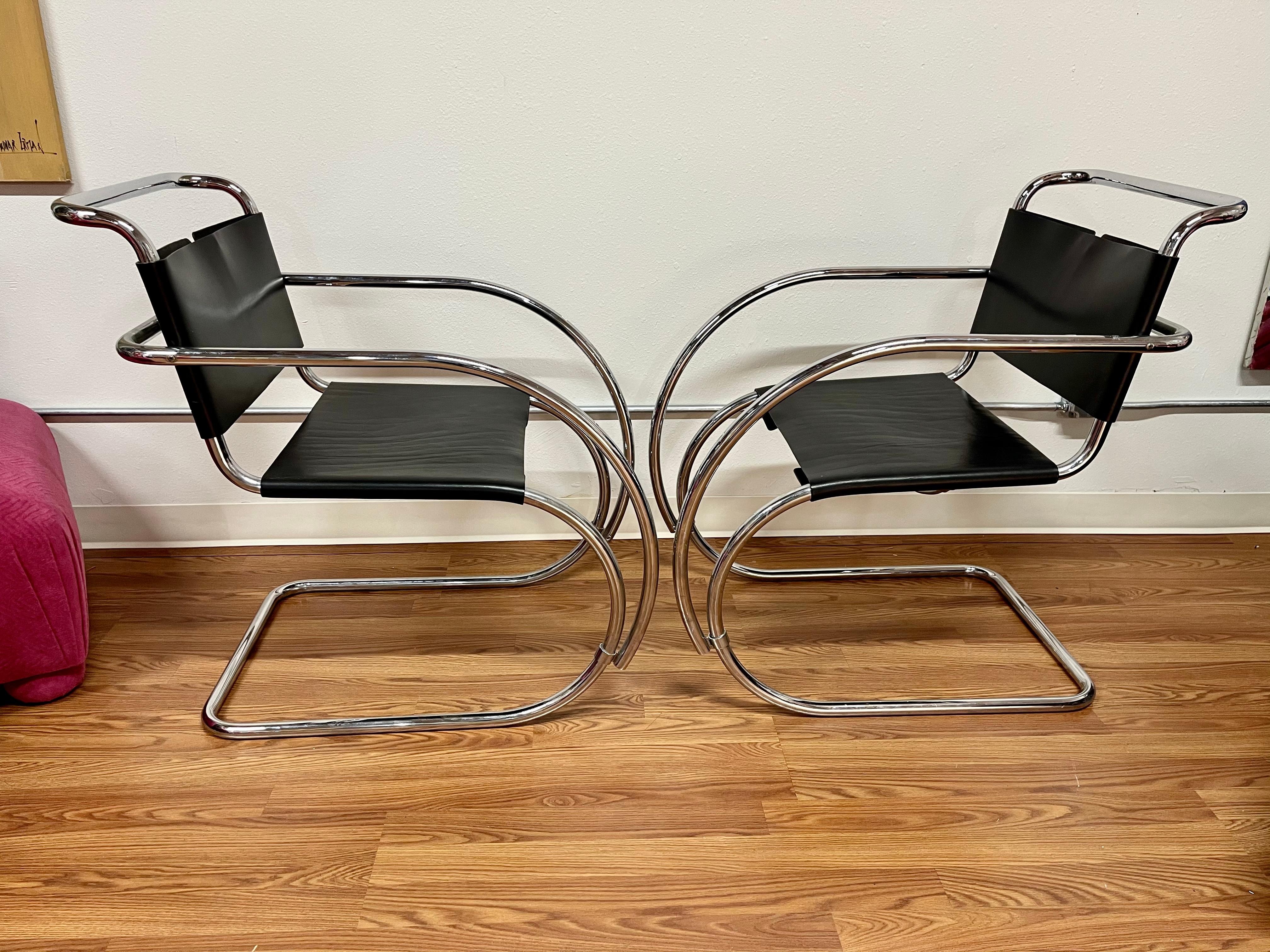 Stendig Mies Van Der Rohe MR-Stühle, 1970er Jahre (Maschinell gefertigt) im Angebot
