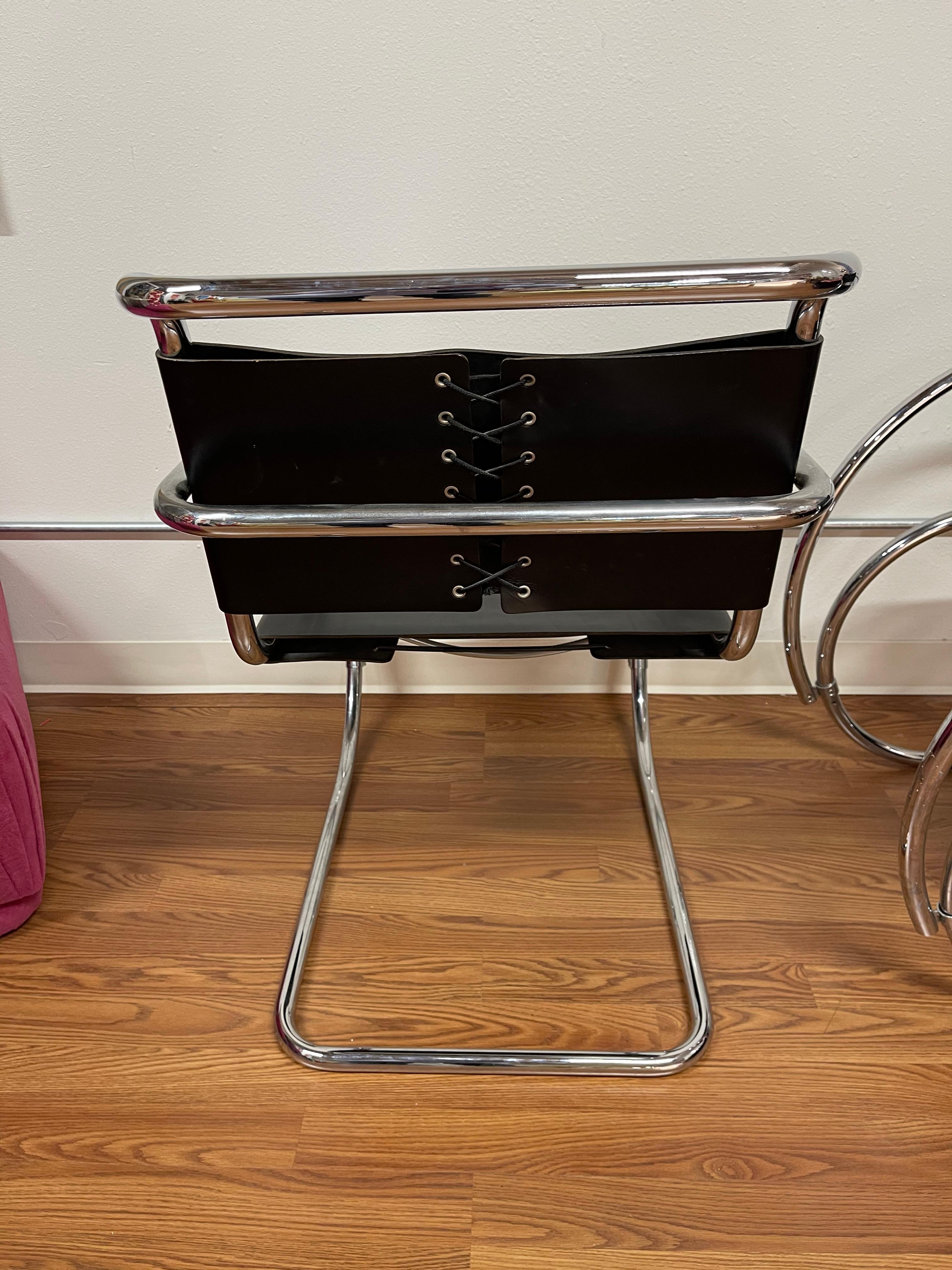 Stendig Mies Van Der Rohe MR-Stühle, 1970er Jahre (Metall) im Angebot
