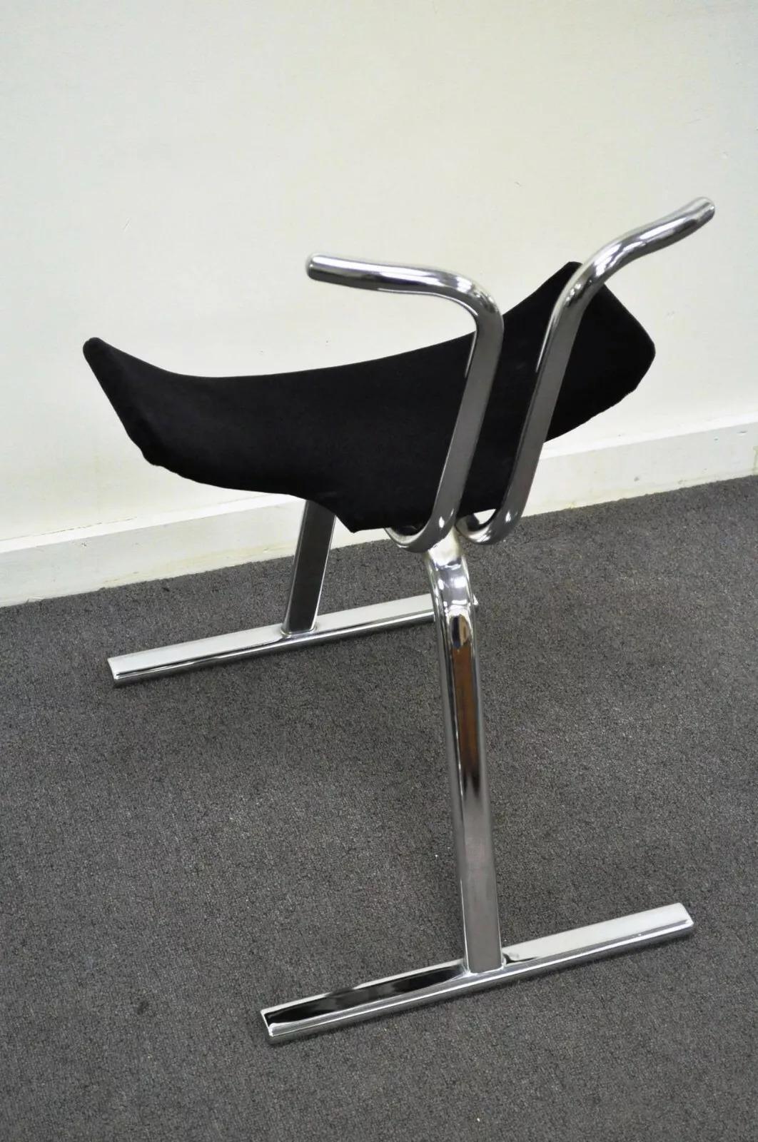 Chaises d'appoint empilables chromées Stendig, mi-siècle moderne, lot de 8 en vente 1