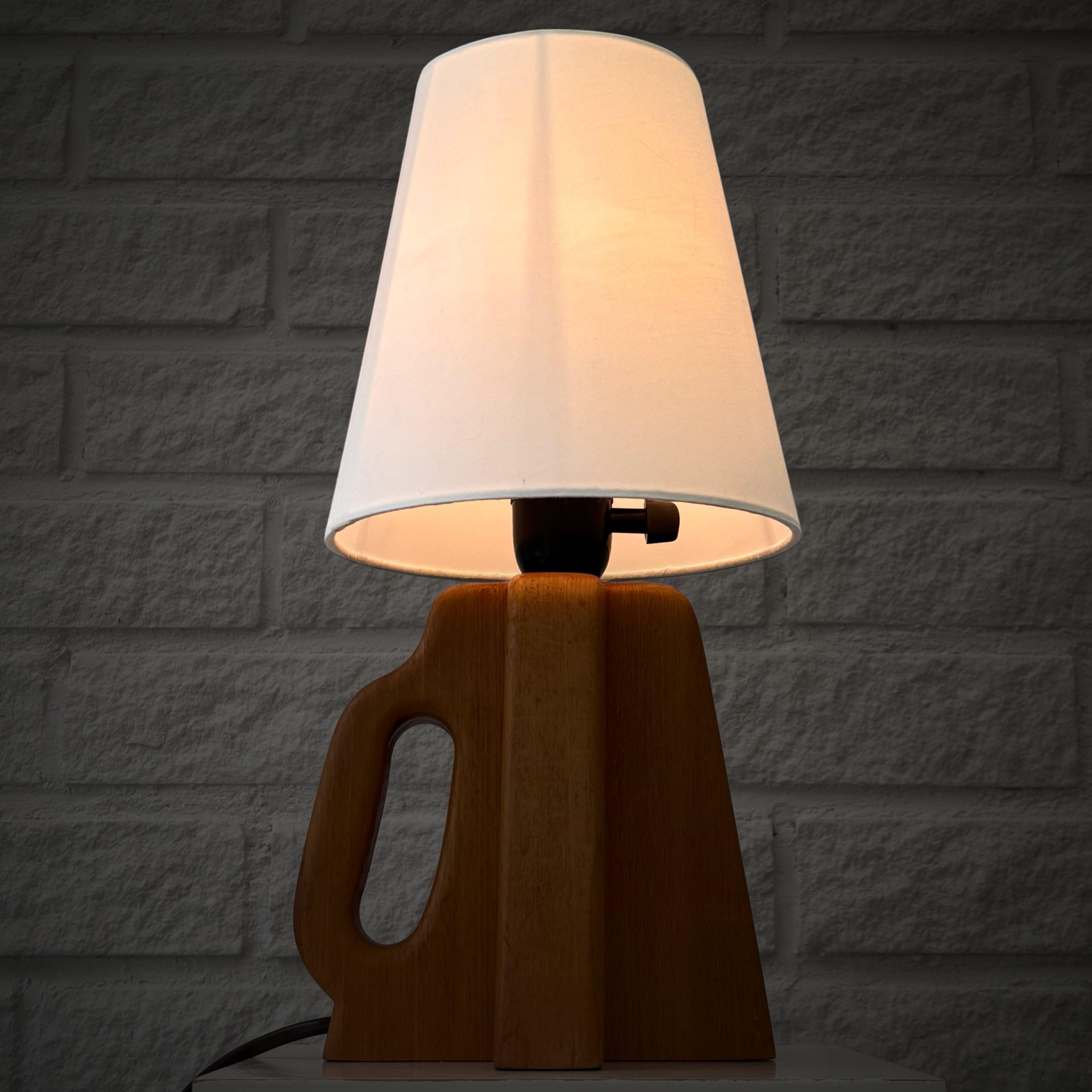 Steneby Hemslöjdsförening Suède, 1940s lampe de table moderniste design scandinave Bon état - En vente à Forserum, SE