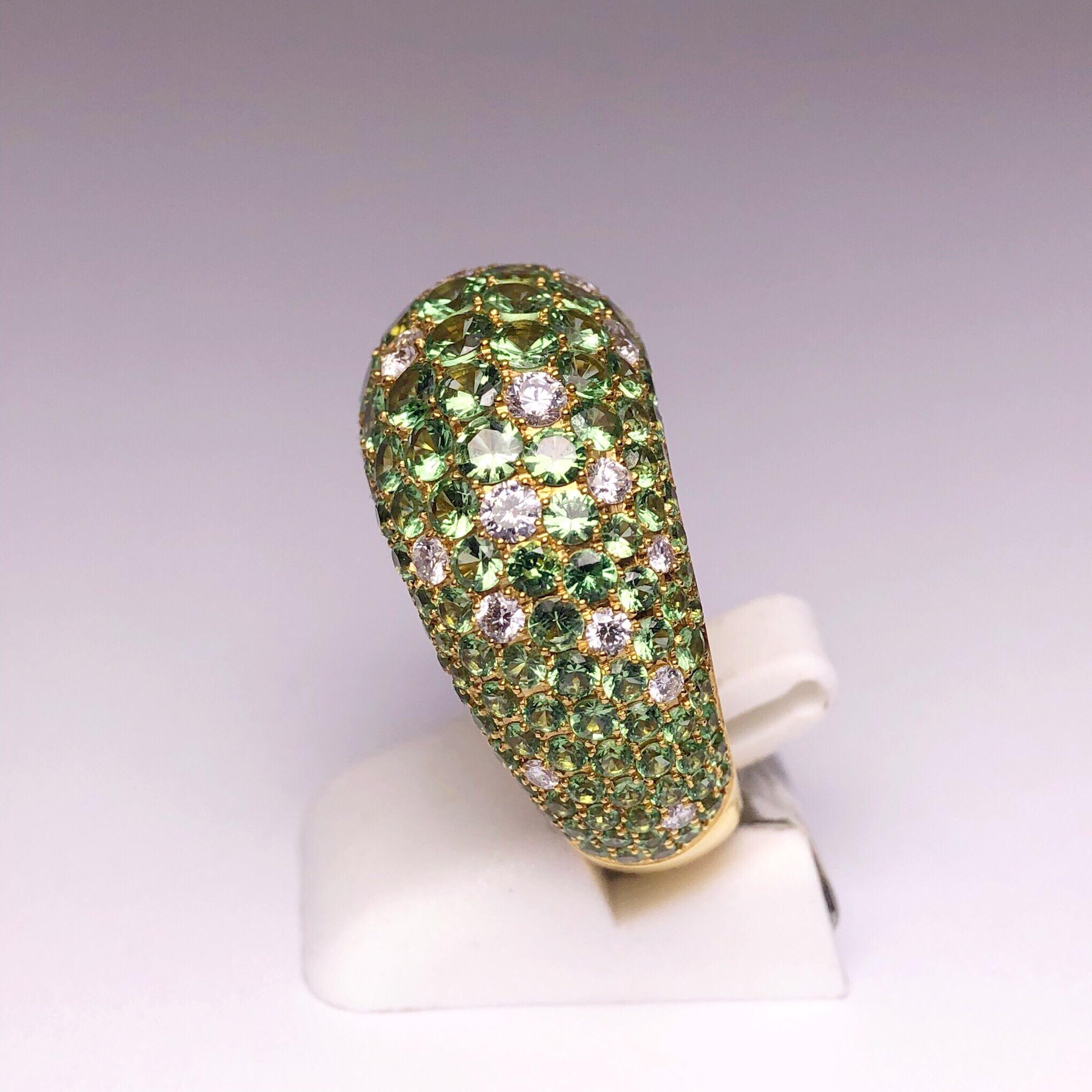 Round Cut Stenzhorn 18 Karat Gold Dome Ring with 8.20 Carat Tsavorites and .90Ct. Diamonds For Sale