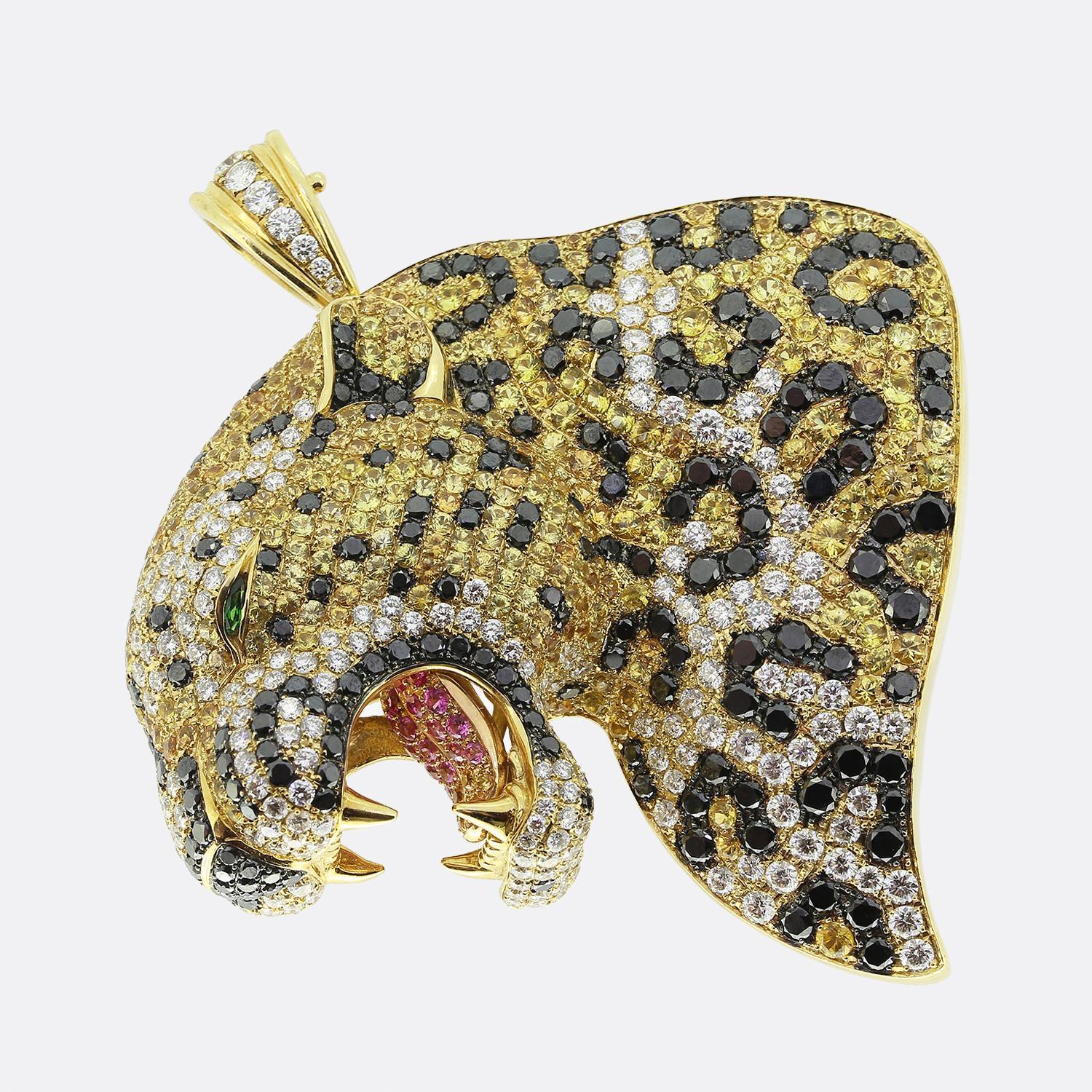 Stenzhorn Sapphire and Diamond Leopard Pendant Brooch In Good Condition In London, GB