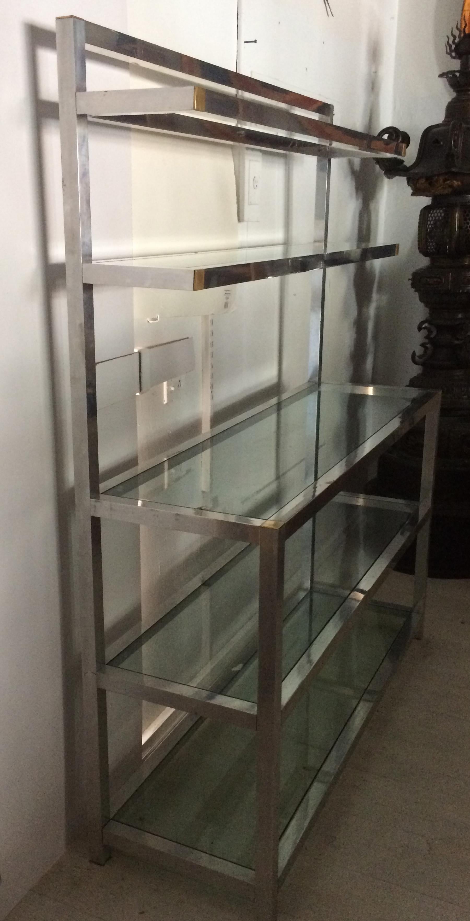 Step Back Polished Aluminium Display Shelf, 1970s In Excellent Condition For Sale In West Palm Beach, FL