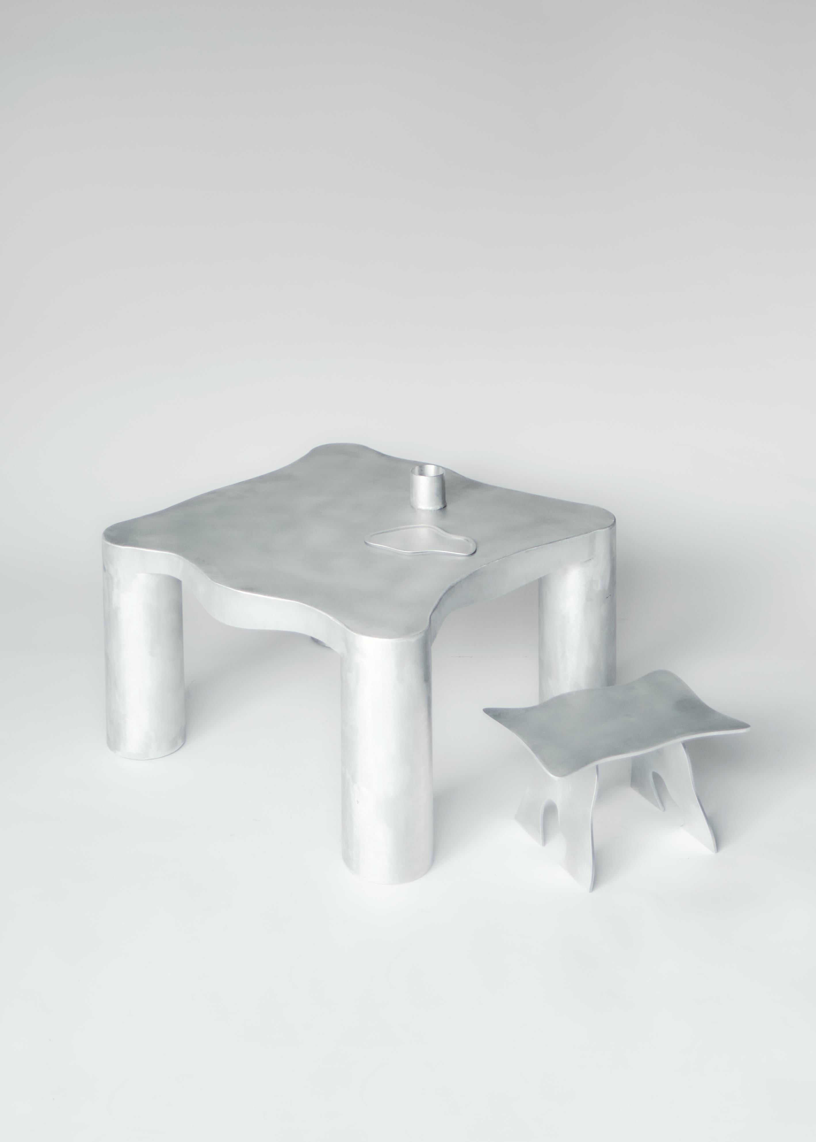 „Step Hocker“ von Joseph Ellwood für Six Dots Design (Handgefertigt) im Angebot