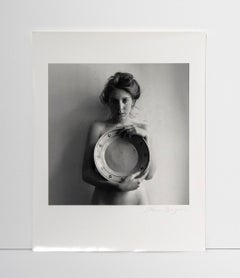 Donna con grande piatto (Francesca Woodman), Via dei Coronari