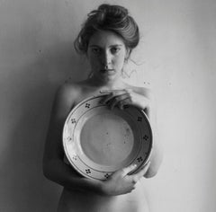 Woman with Large Plate (Francesca Woodman), Via dei Coronari