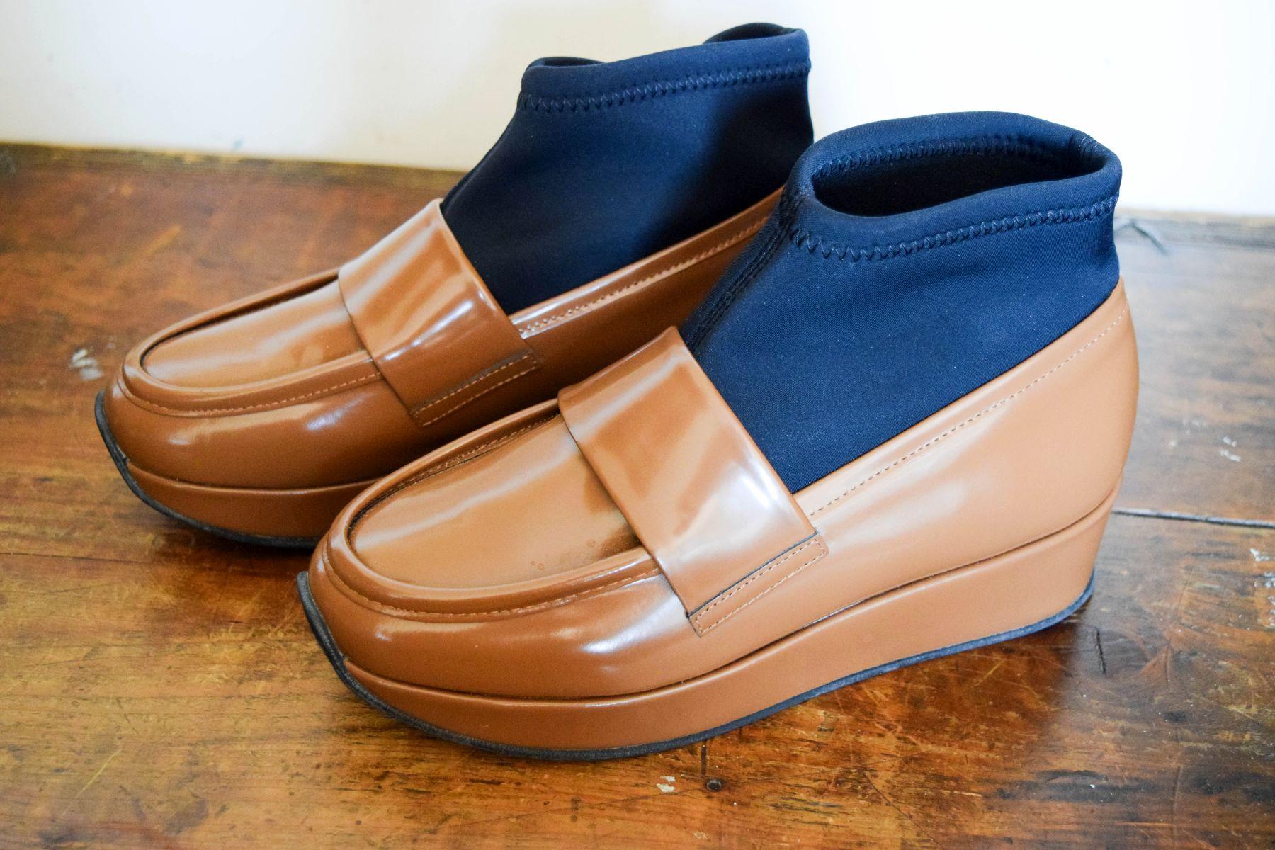 Stephane Kellian Ladies attractiv shoes with rubber stretch band fitted ankles For Sale 2