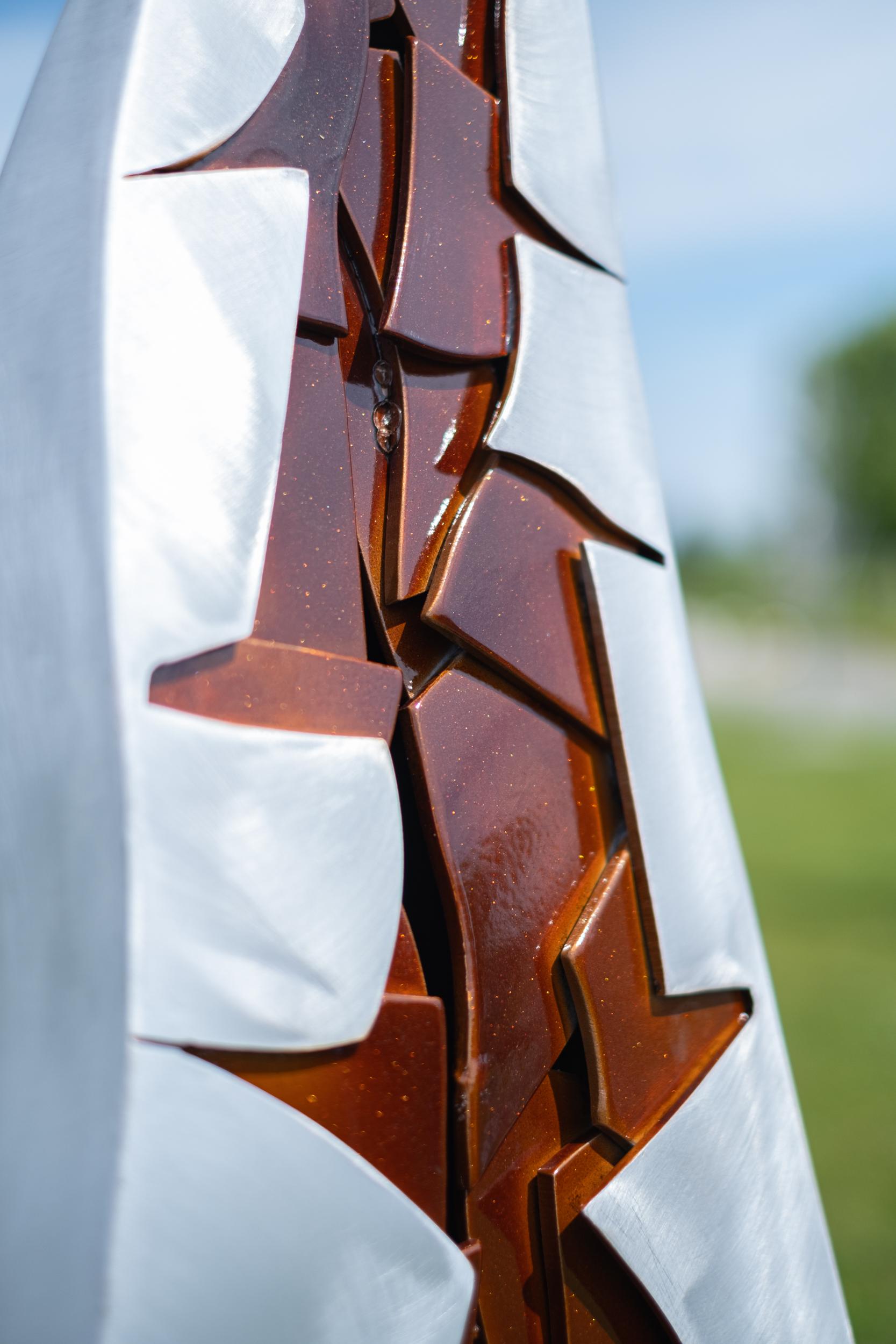 Slender - scultura alta, moderna, astratta, contemporanea, in alluminio per esterni in vendita 5