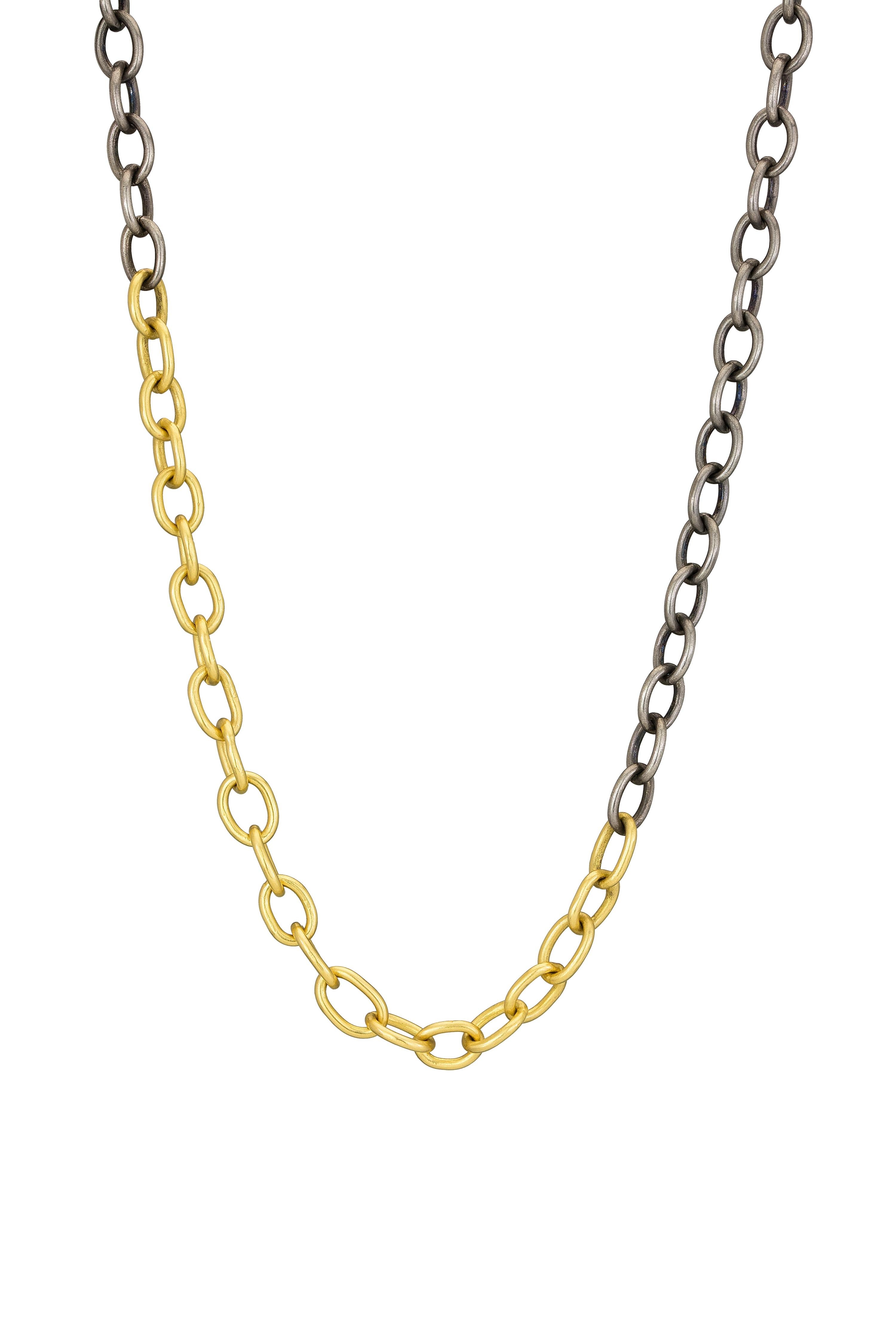 Artisan Stephanie Albertson 22 Karat Gold, Blackened Silver Mixed Metal Oval Link Chain For Sale