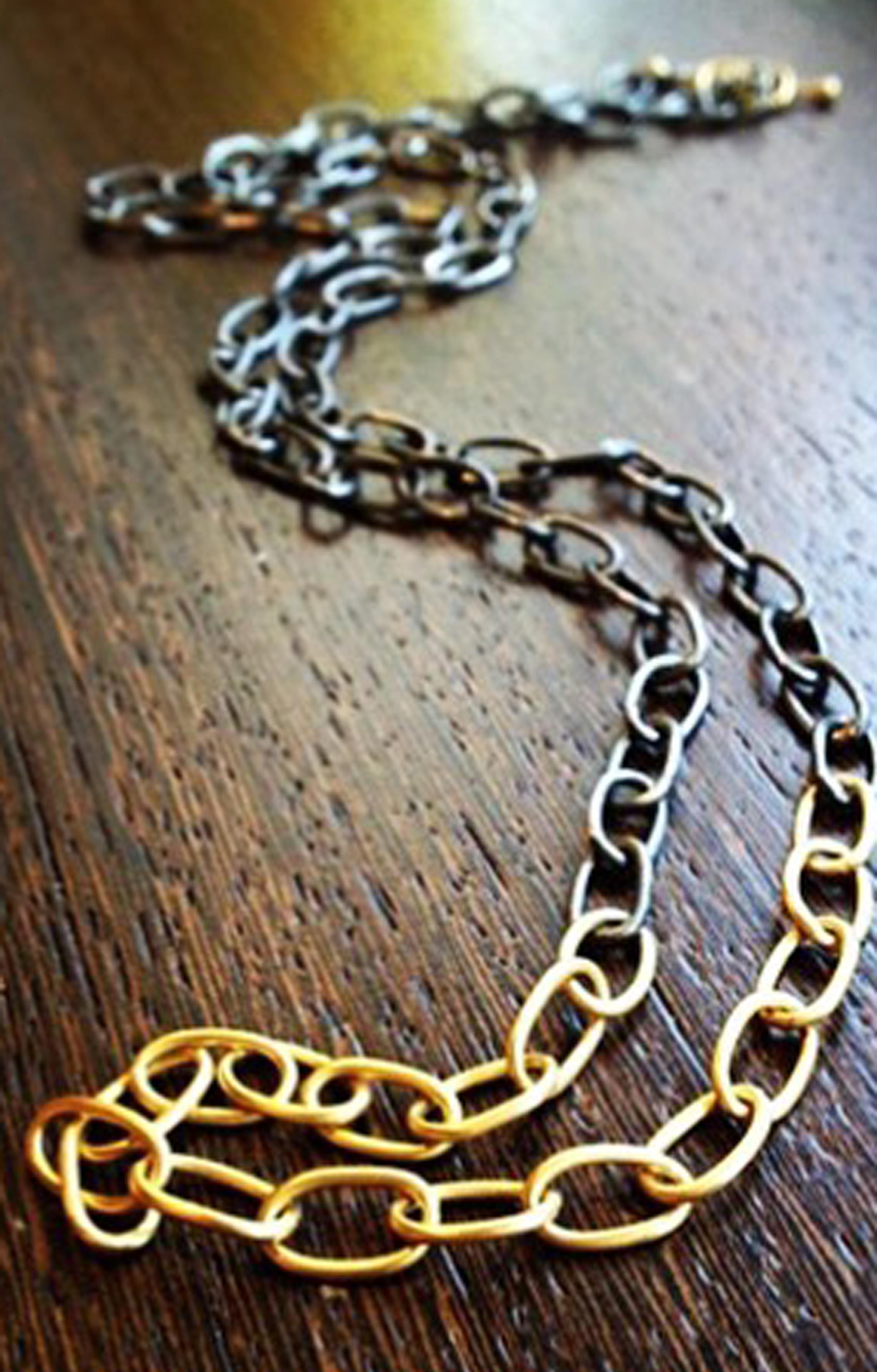 Women's or Men's Stephanie Albertson 22 Karat Gold, Blackened Silver Mixed Metal Oval Link Chain For Sale