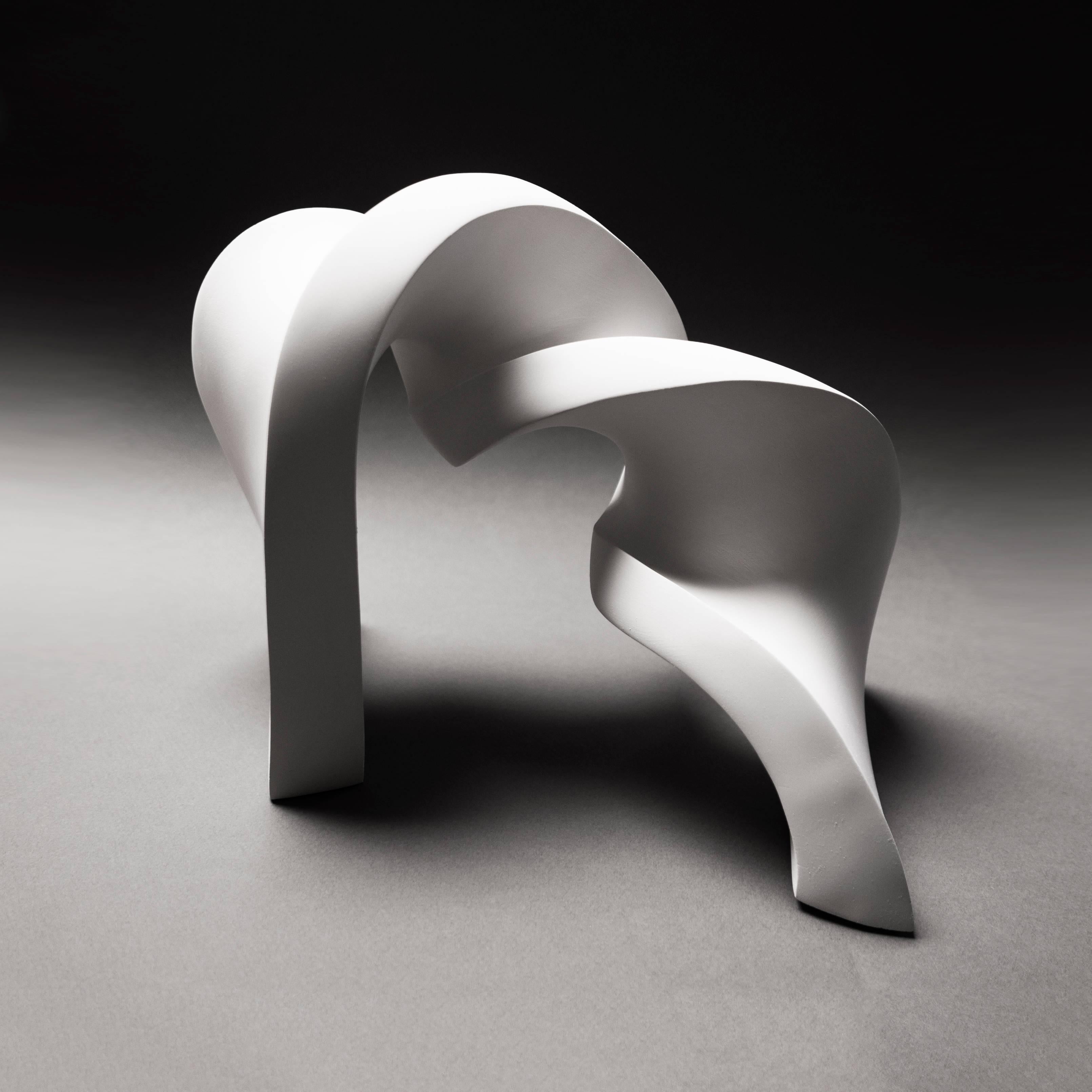 Stephanie Bachiero Abstract Sculpture - Contortion