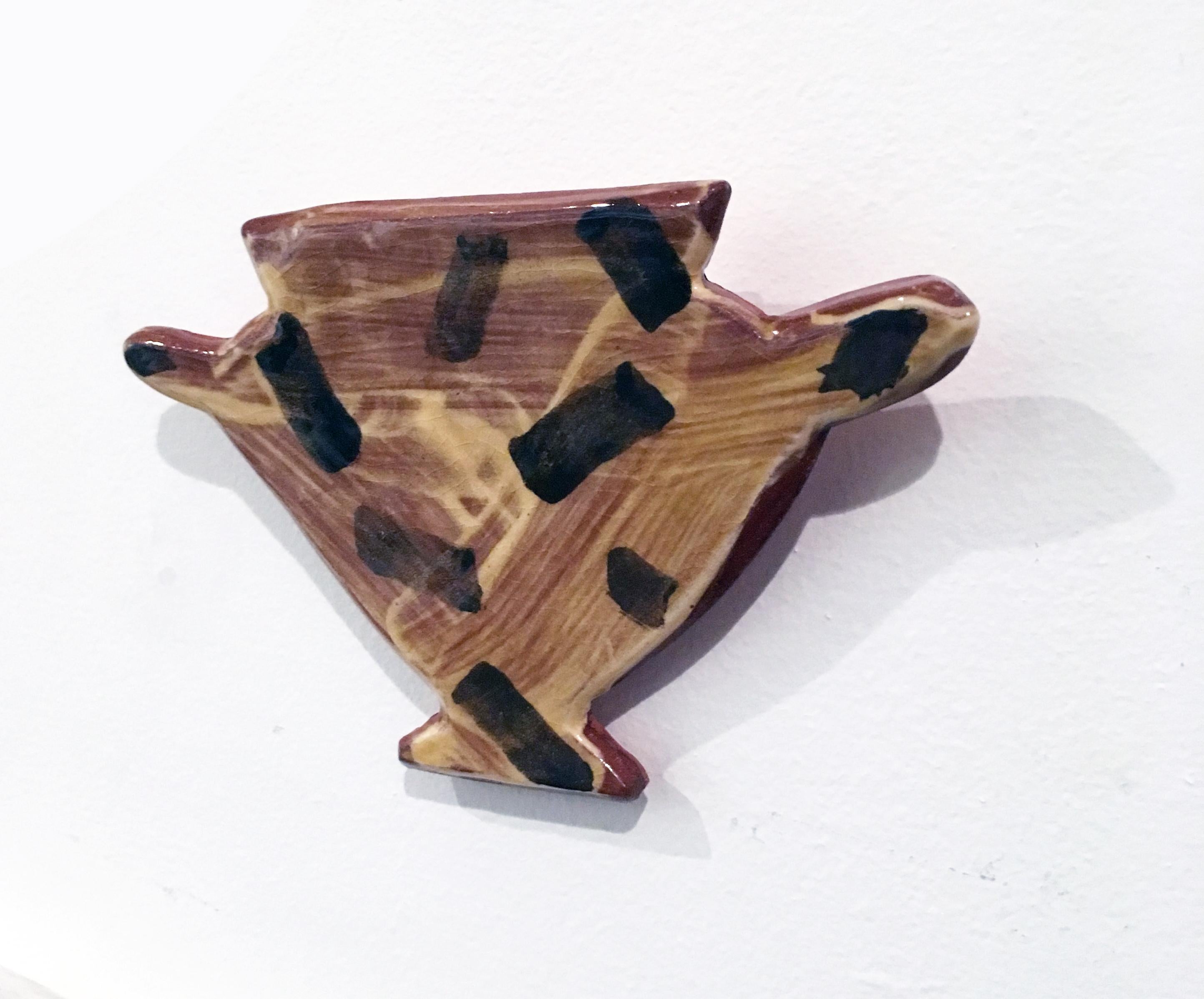 Flat Pot XI, 2019, Earthenware and glaze wall sculpture - Contemporary Sculpture by Stephanie Kantor