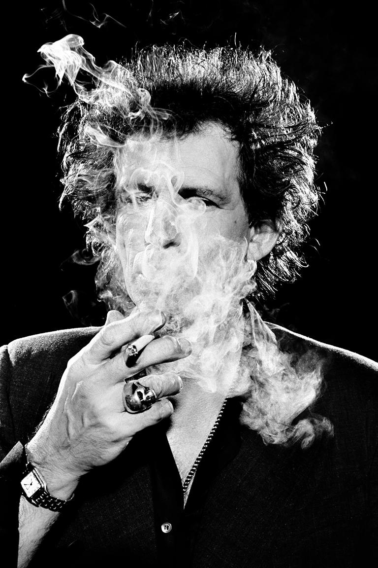 Stephanie Pfriender Stylander Black and White Photograph – Rivers Flow von Keith Richards, British GQ, New York