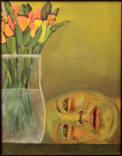 Aroma  arreglo floral y máscara como cabeza colores cálidos amarillo y oliva
