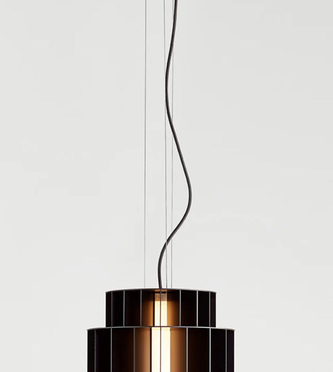 XXI secolo e contemporaneo Stephen Burks Babel T PE Black Suspended Lamp For Parachilna in vendita