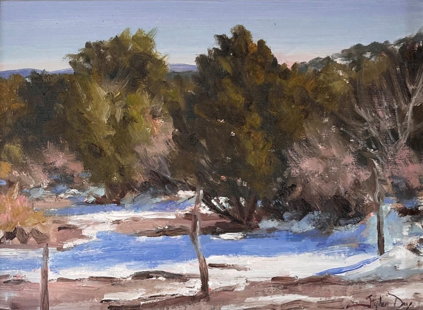 "Luz del sol y sombras invernales" (2017) de Stephen Day es un óleo original hecho a mano que representa un paisaje nevado, centrándose en las sombras de los árboles sobre la nieve.


Stephen Day nació en Sheridan (Wyoming) y, mientras crecía, vivió
