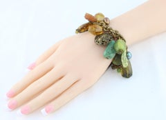 Stephen Dweck Bracelet à breloques multi-gemmes en laiton