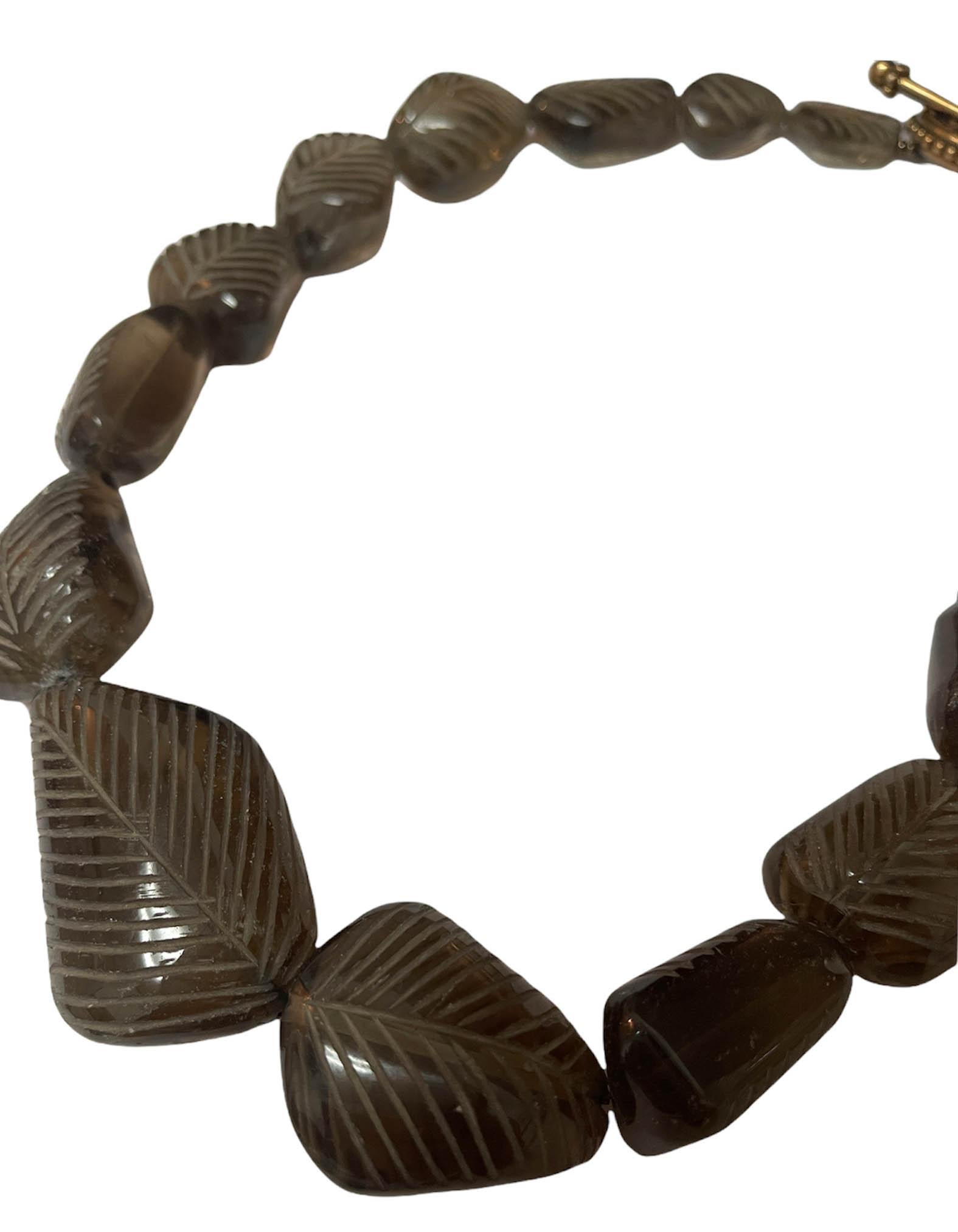 Stephen Dweck, geschnitzte Halskette aus Rauchtopas im Zustand „Hervorragend“ im Angebot in New York, NY