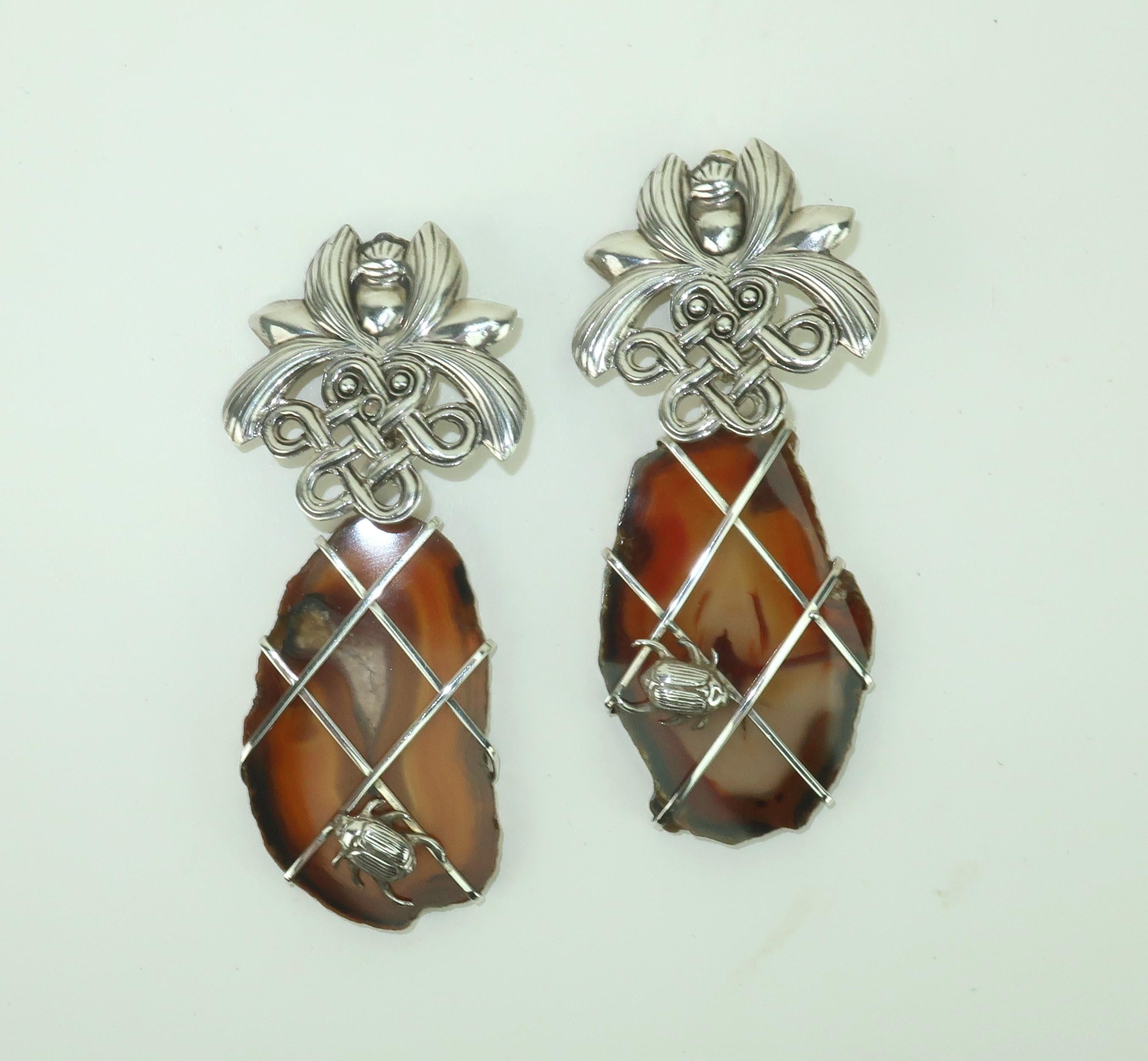 STEPHEN DWECK Sterling & Agate Scarab Earrings, 1989 In Good Condition For Sale In Atlanta, GA