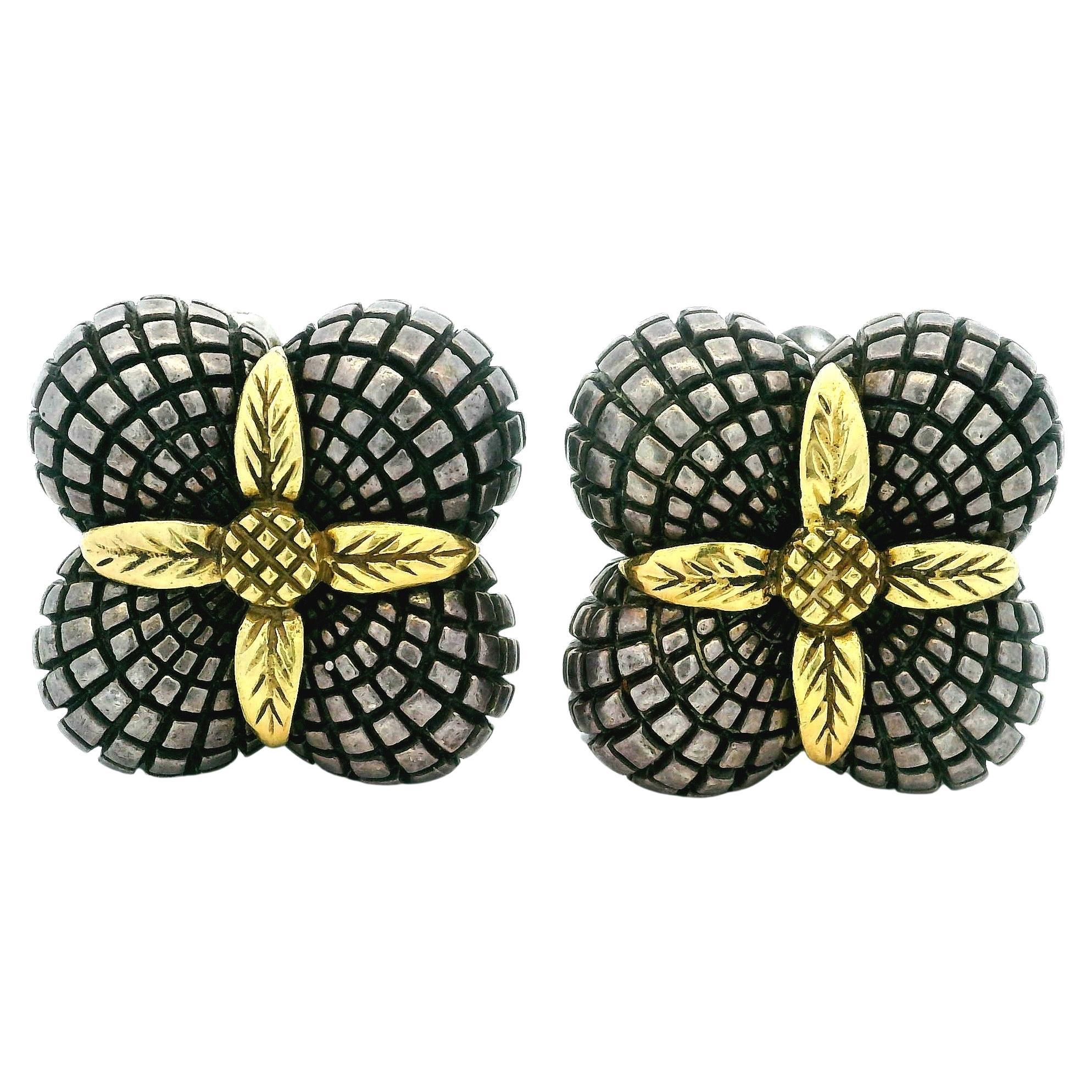 Pendientes de clip florales de plata de ley y oro de 18 quilates Stephen Dweck, 28,6 g en venta