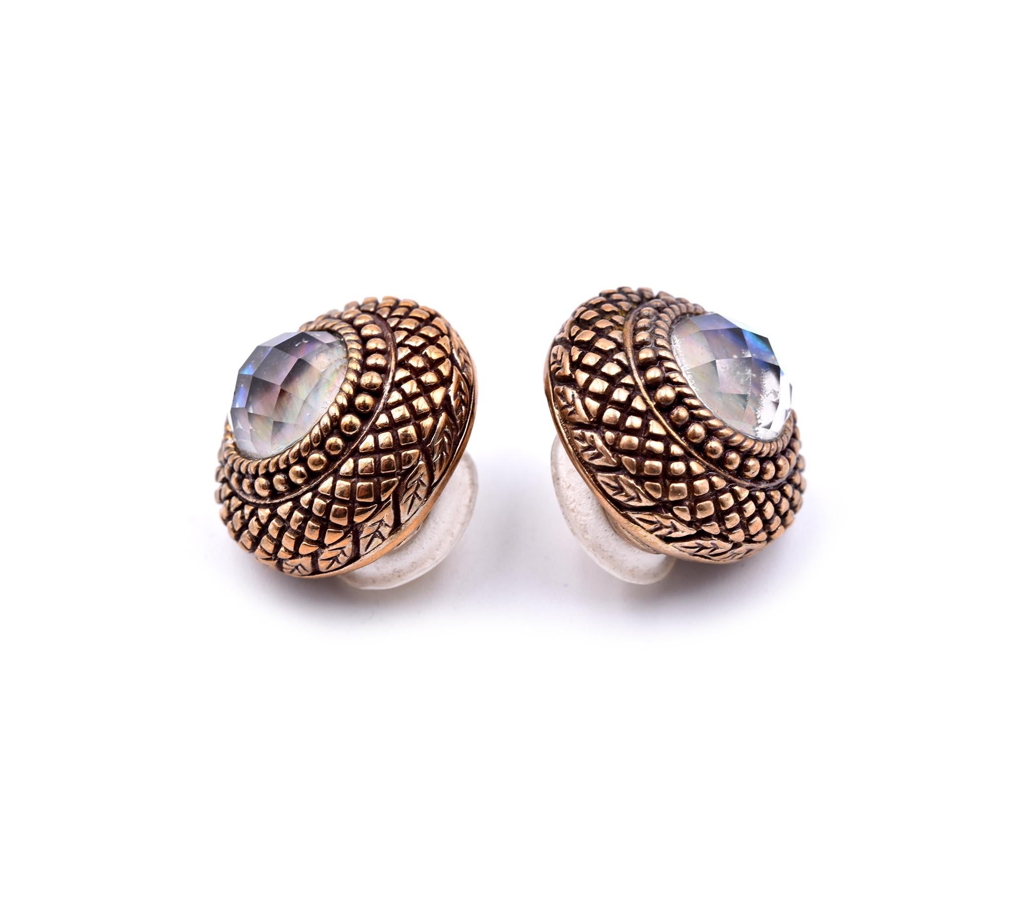 Designer: Stephen Dweck
Material: sterling silver, rock crystal with Mother-of-Pearl inlay
Dimensions: earrings measure 20.75mm in diameter
Fastenings: clip-on
Weight: 18.42 grams
