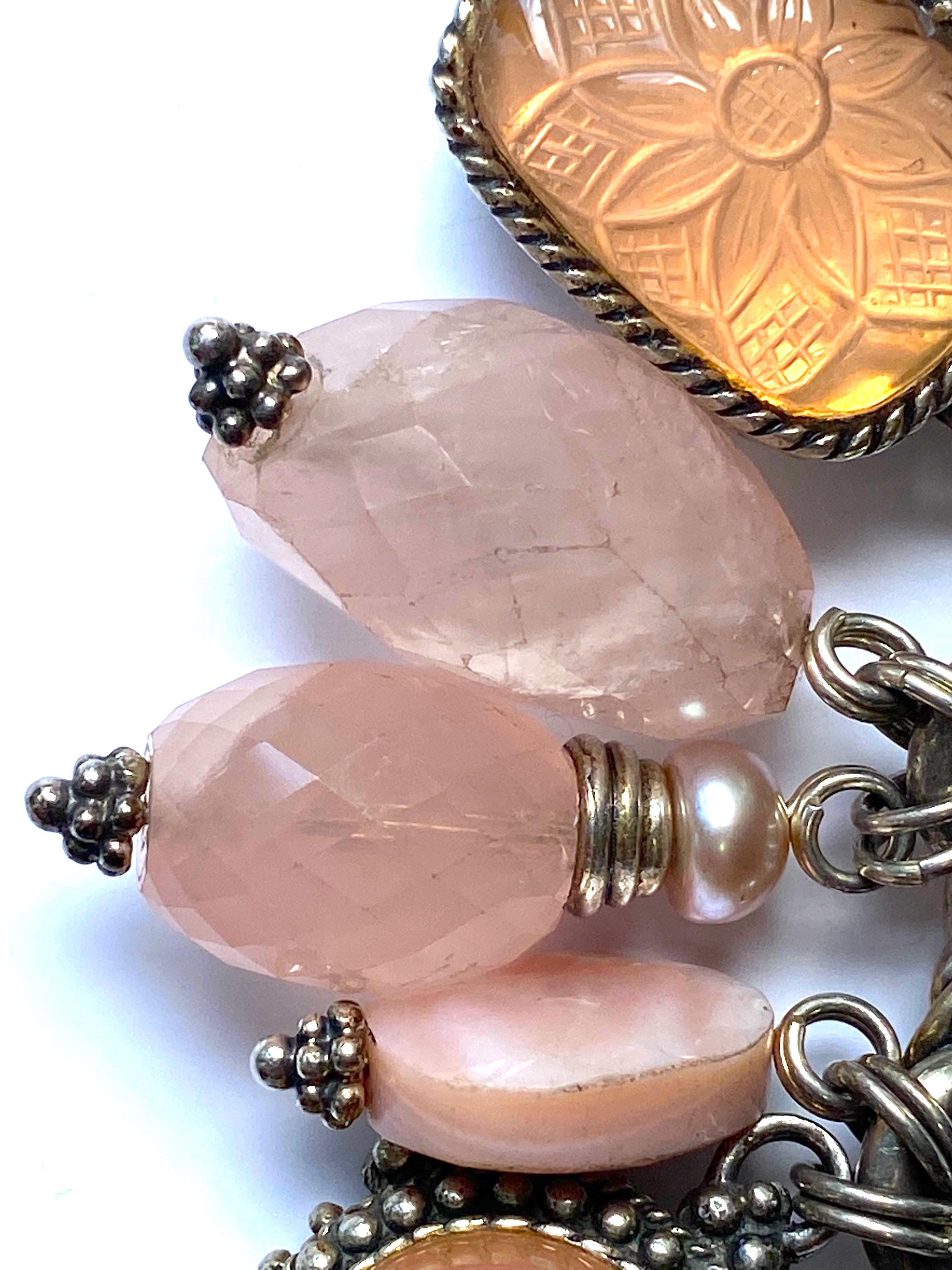 Stephen Dweck Bracelet à breloques en argent sterling, quartz rose et perles en vente 3