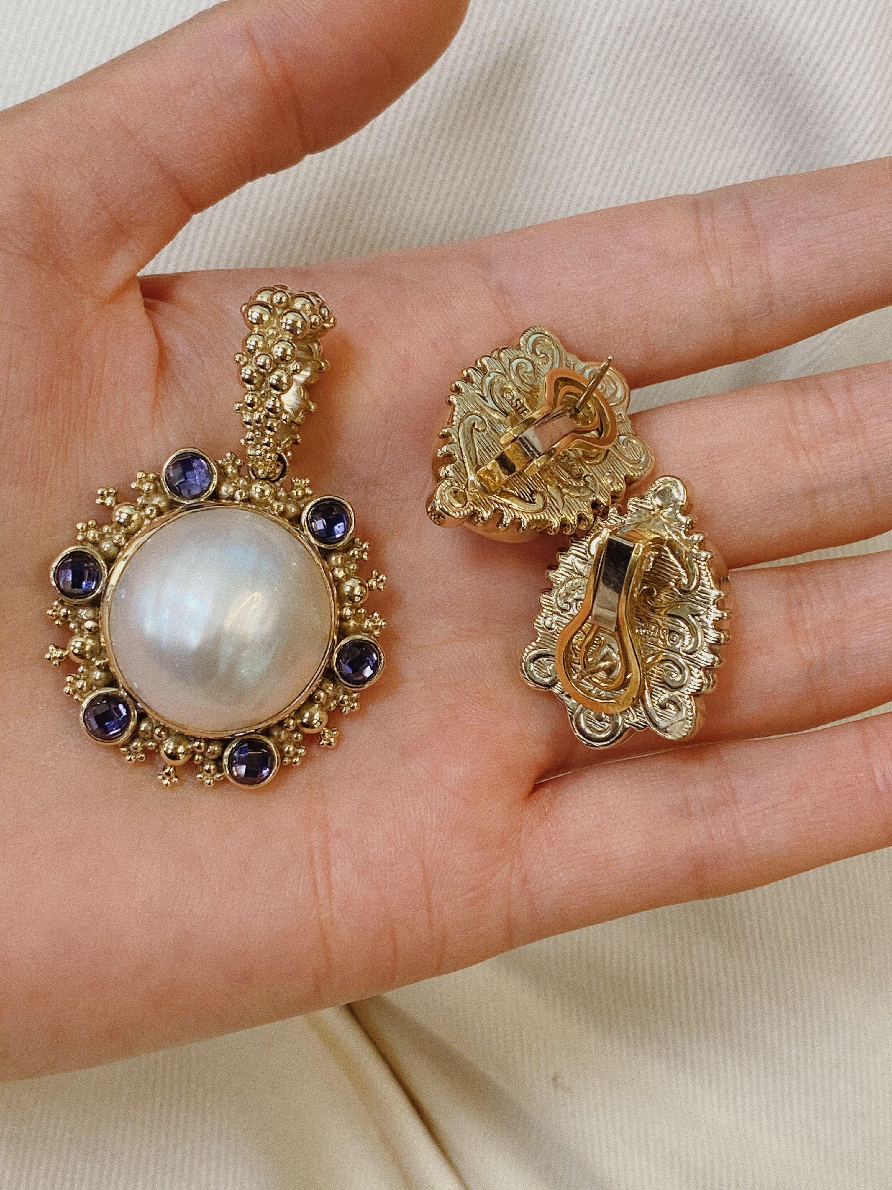 Stephen Dweck White Pearl and Amethyst Earrings & Pendant Set 18K Yellow Gold  For Sale 6
