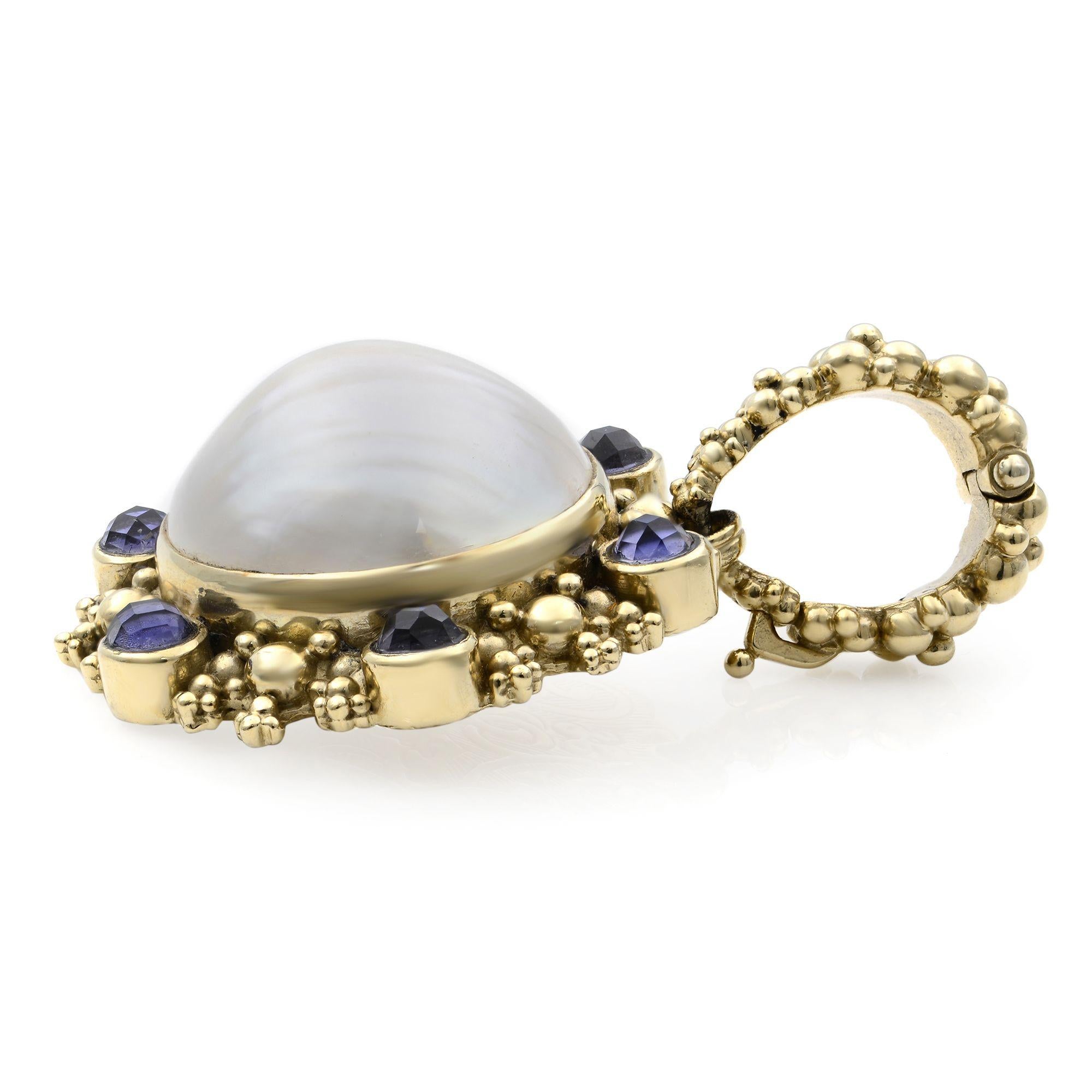 Stephen Dweck White Pearl and Amethyst Earrings & Pendant Set 18K Yellow Gold  For Sale 4