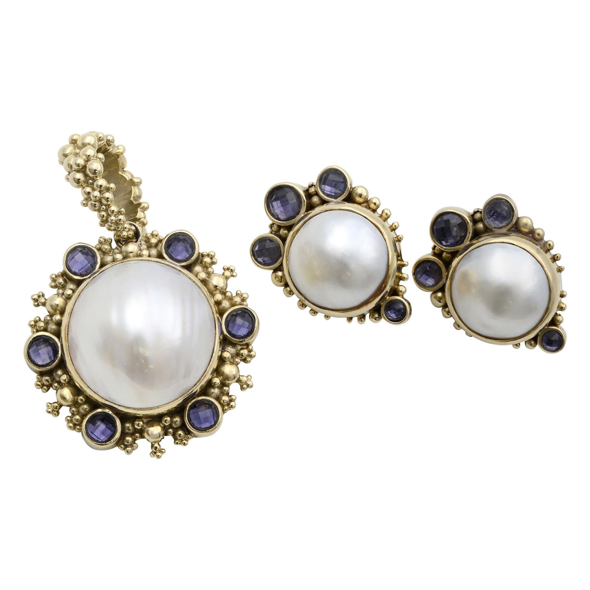 Ohrringe mit weißer Perle und Amethyst und Anhänger aus 18 Karat Gelbgold von Stephen Dweck