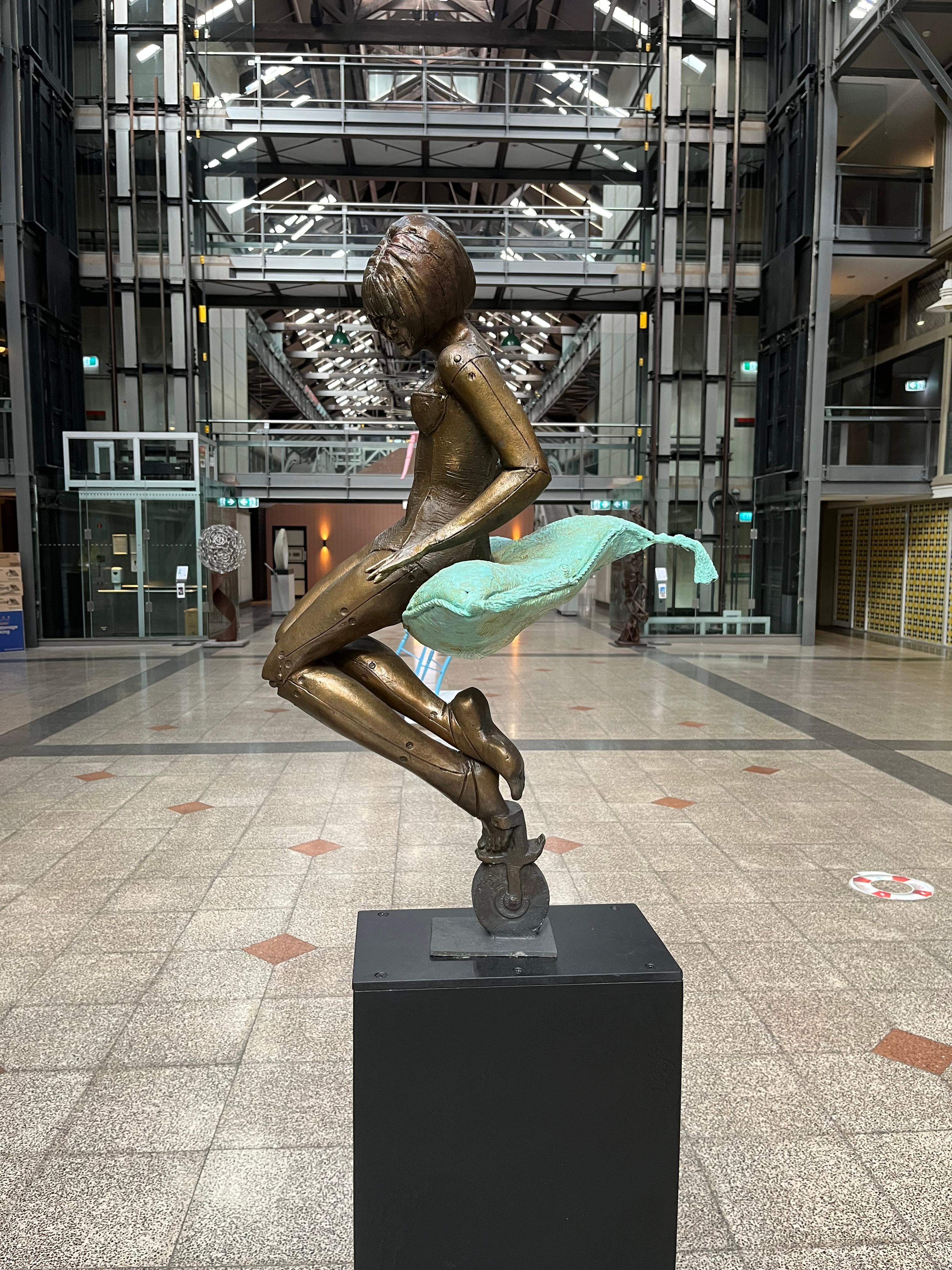 Soft Landing, Contemporary Bronze Sculpture For Sale 9