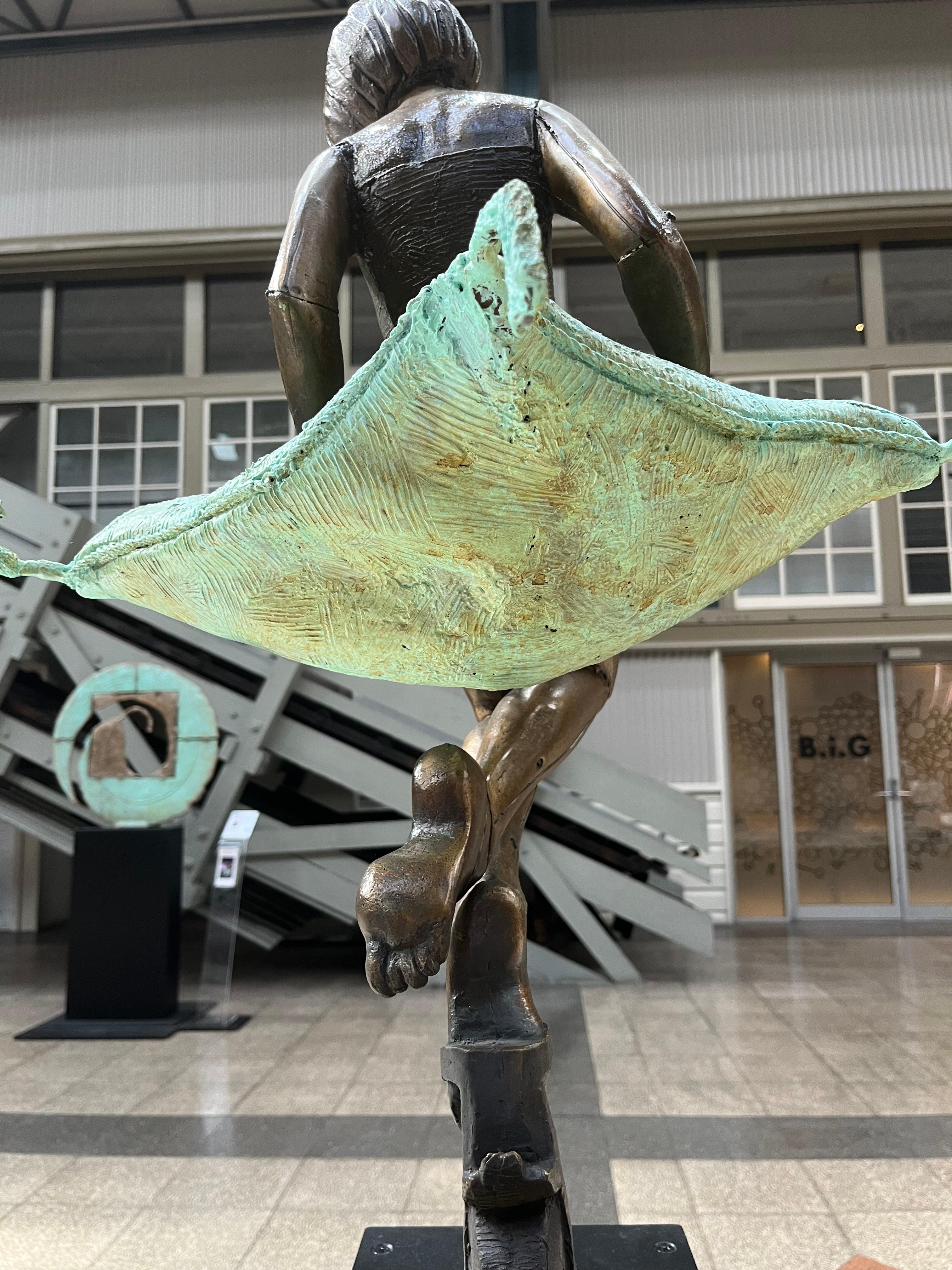Artist Statement
“Bronze figurative sculpture has a long tradition. For me, the Art Deco period was the foundation for inspiration. Running parallel to that are ideas that spring from photographic imagery, fashion androbotics. Somewhere, ideas