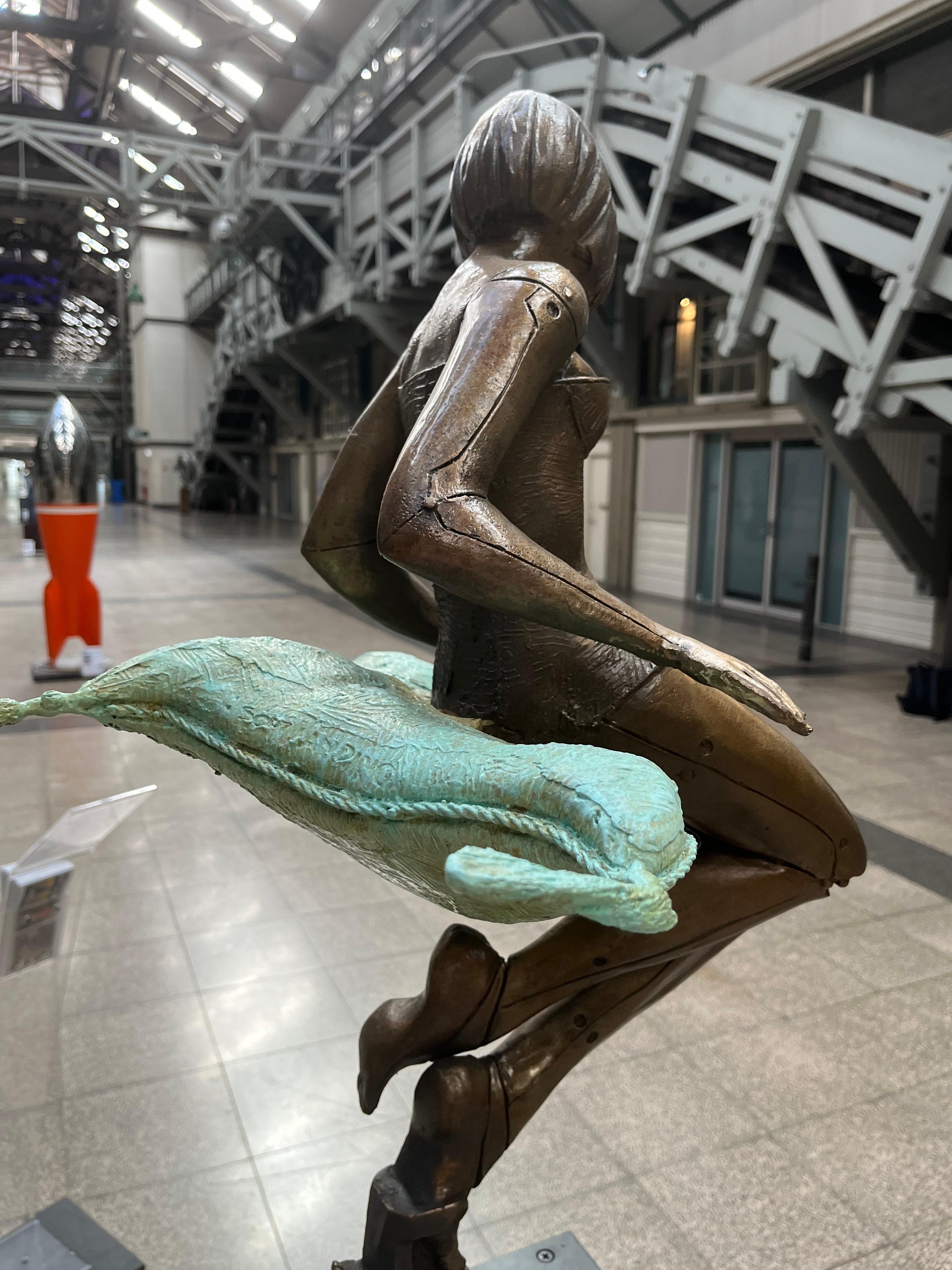 Soft Landing, Contemporary Bronze Sculpture For Sale 1