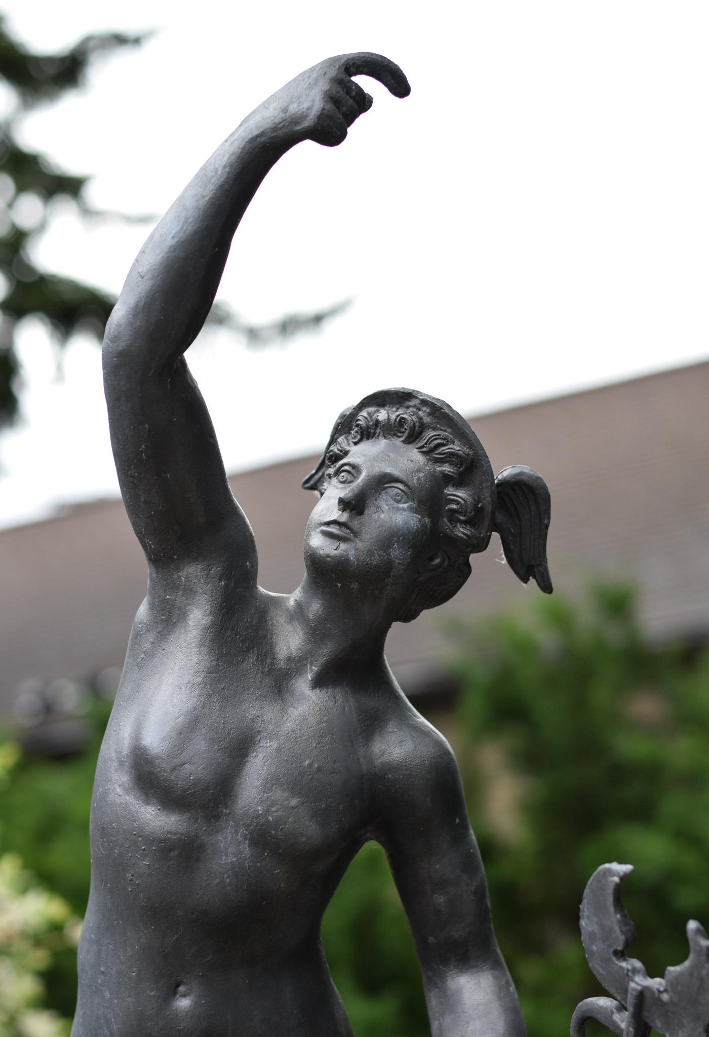 statue of mercury