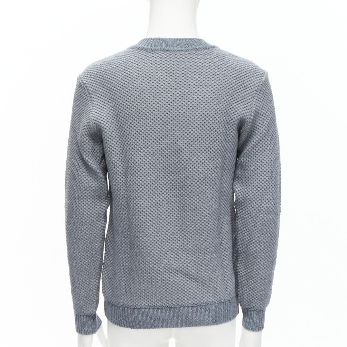Men's STEPHEN SCHNEIDER 100% textured waffle wool grey crew neck sweater Sz 4 L For Sale
