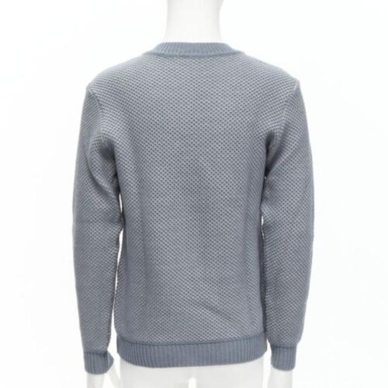STEPHEN SCHNEIDER Pull col bénitier gris à volants 100 % texturés Taille 4 L Pour hommes en vente