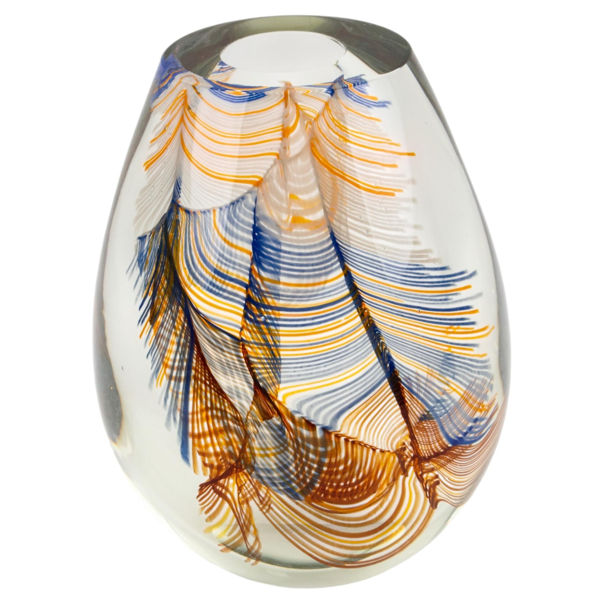What is a swung vase?