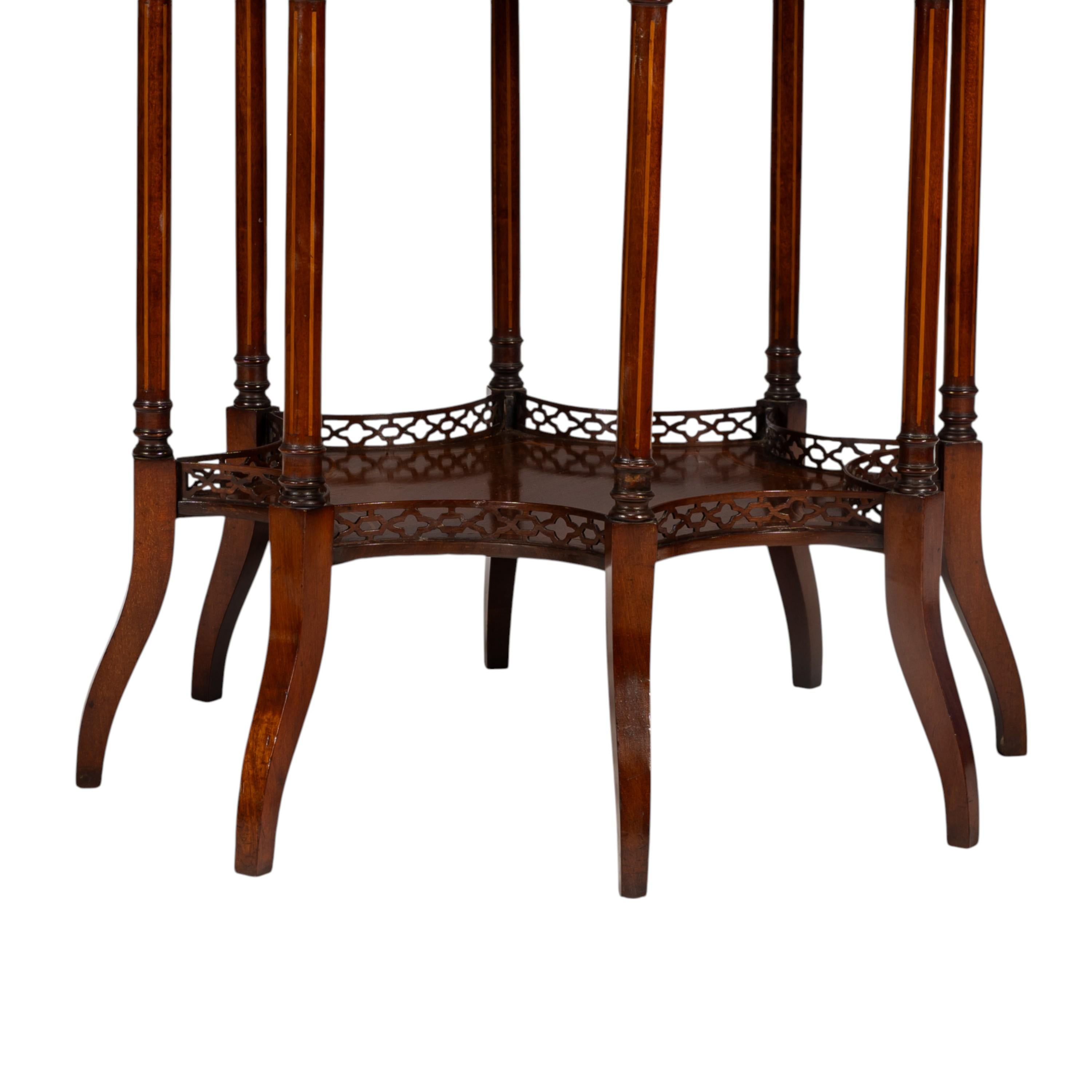 Stephens Webb, di Collinson & Lock. Tavolo da centro ottagonale Aesthetic Movement in vendita 4